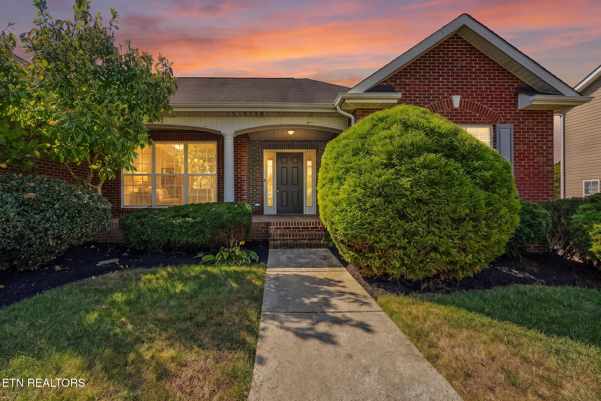 1626 Singletree Lane