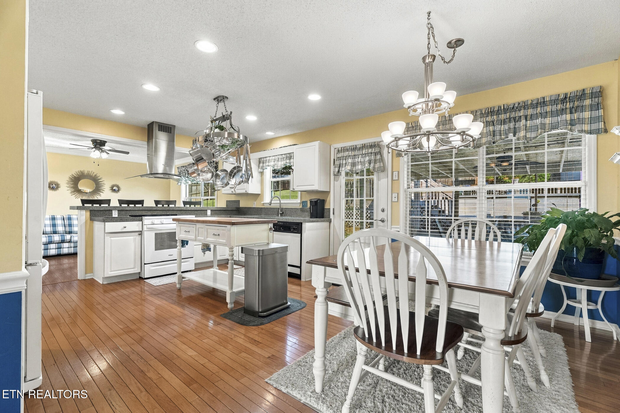 1357 Zachary Taylor Rd