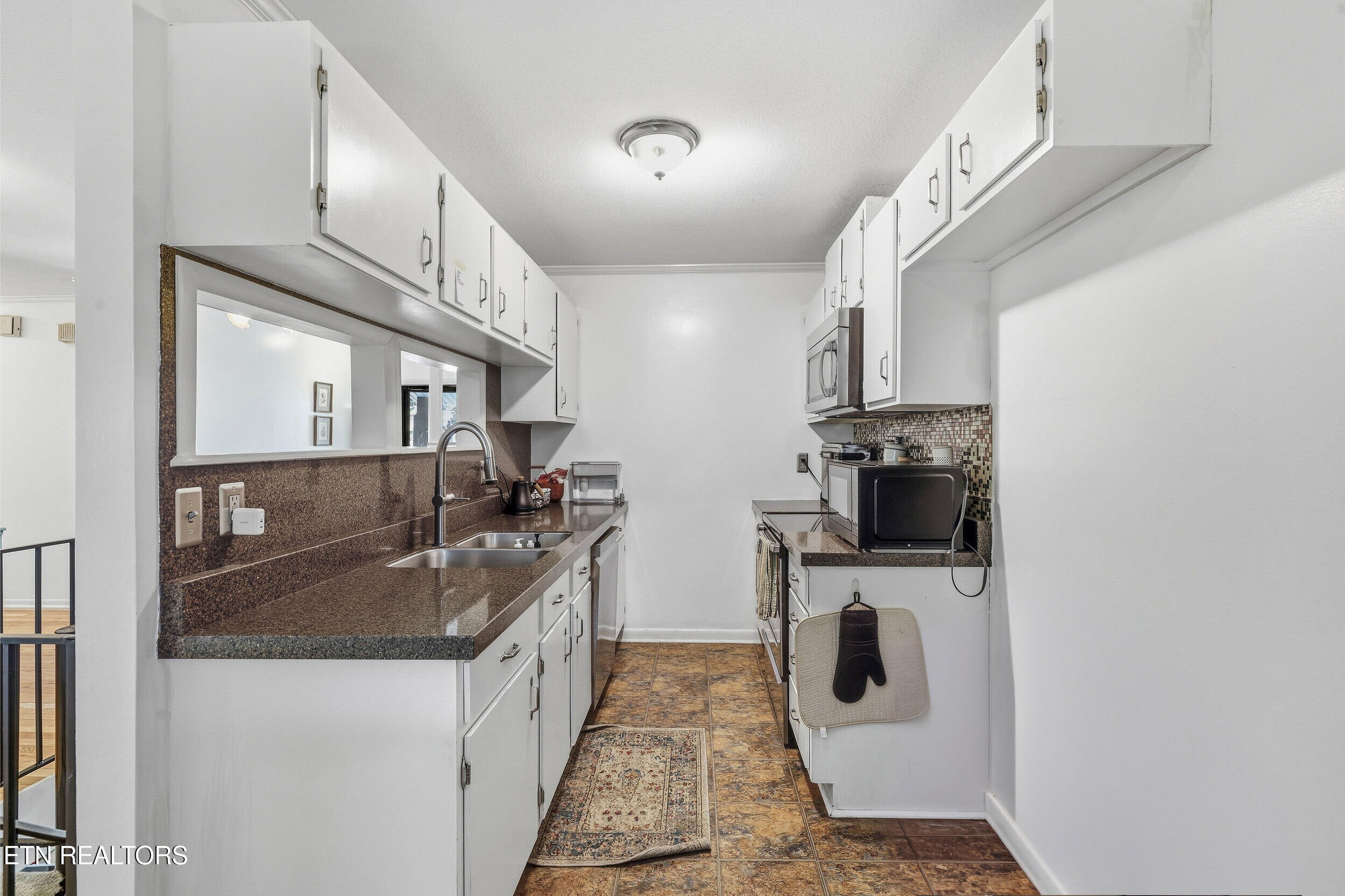 1403 Northshire Lane