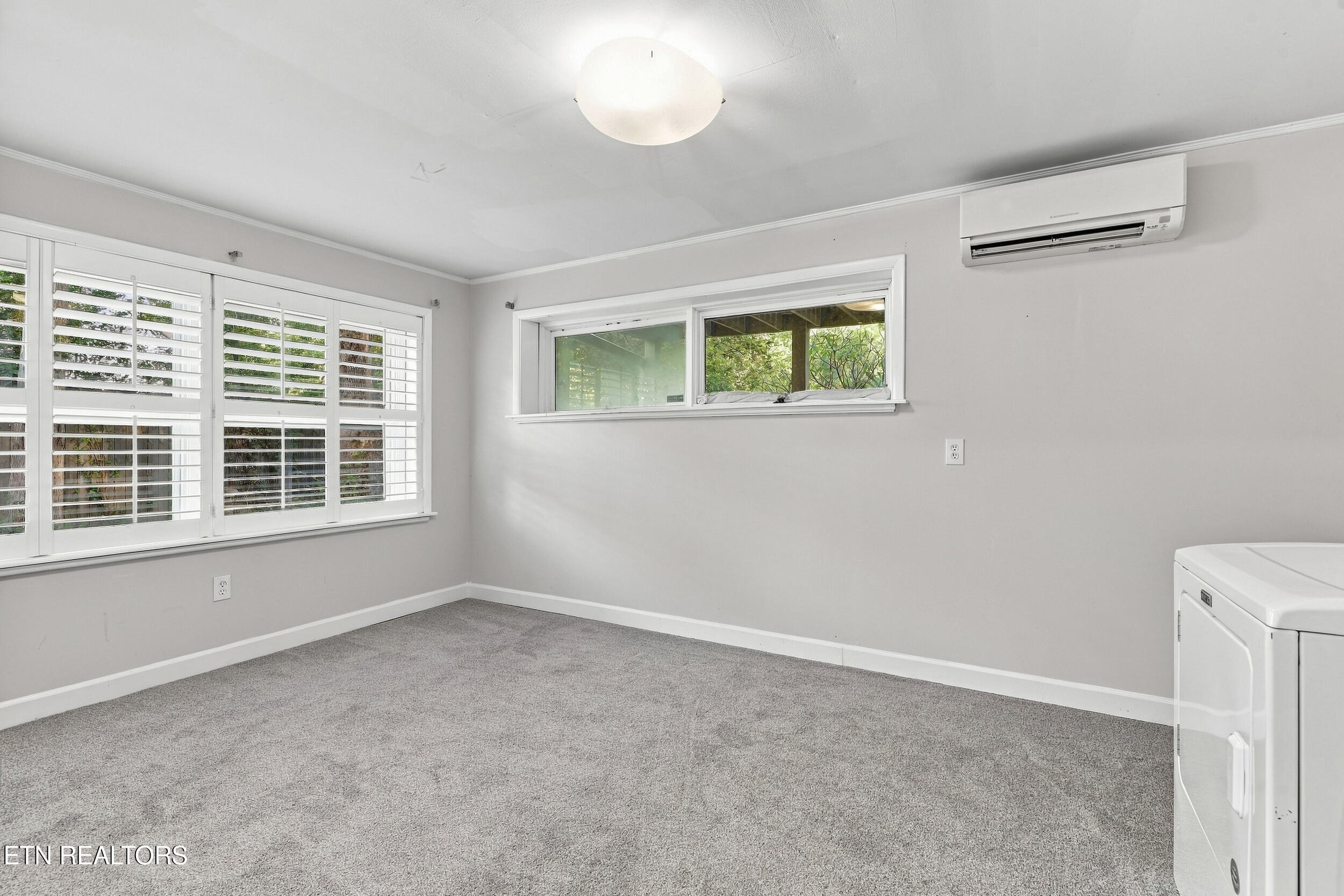 304 Land Oak Rd