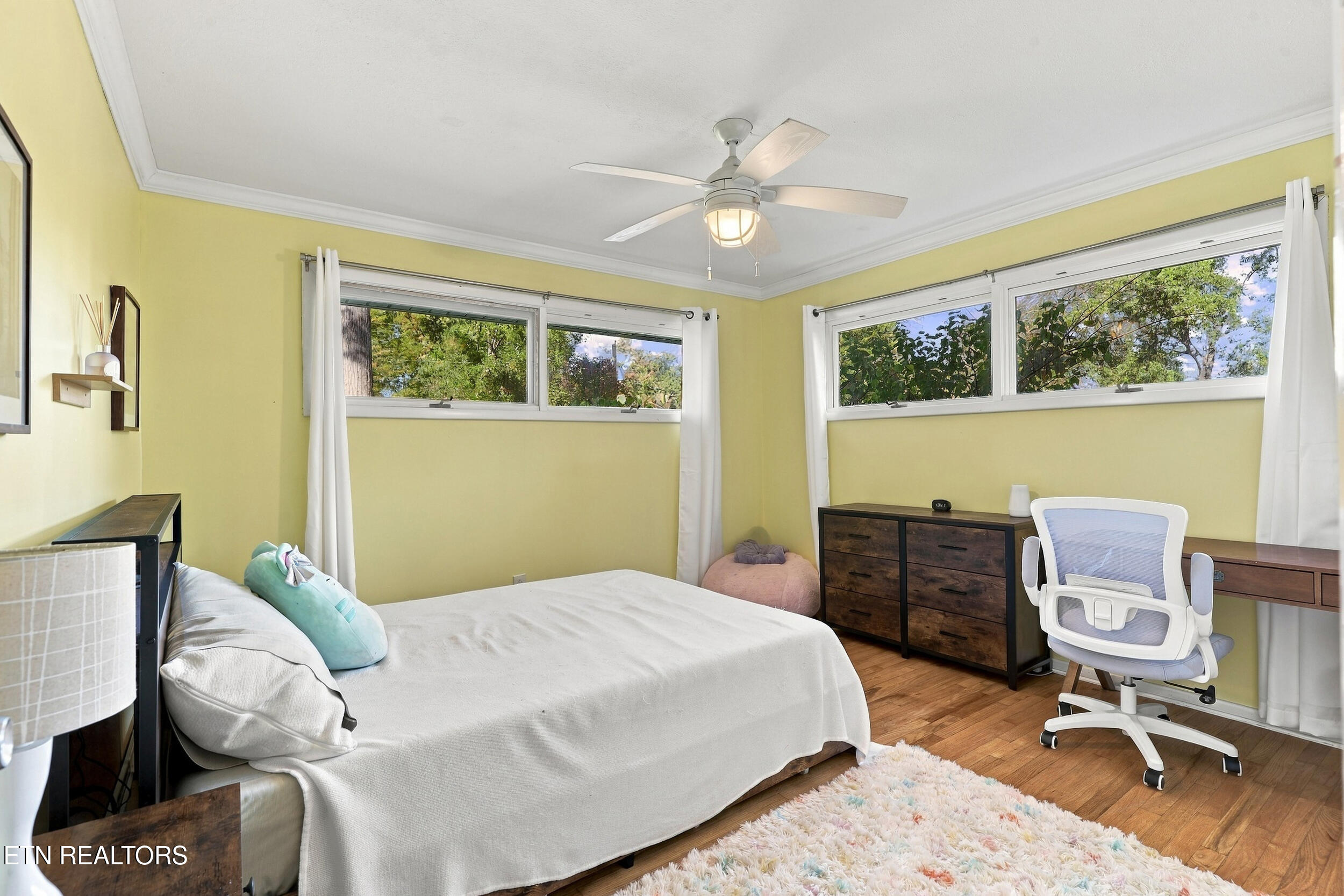 304 Land Oak Rd