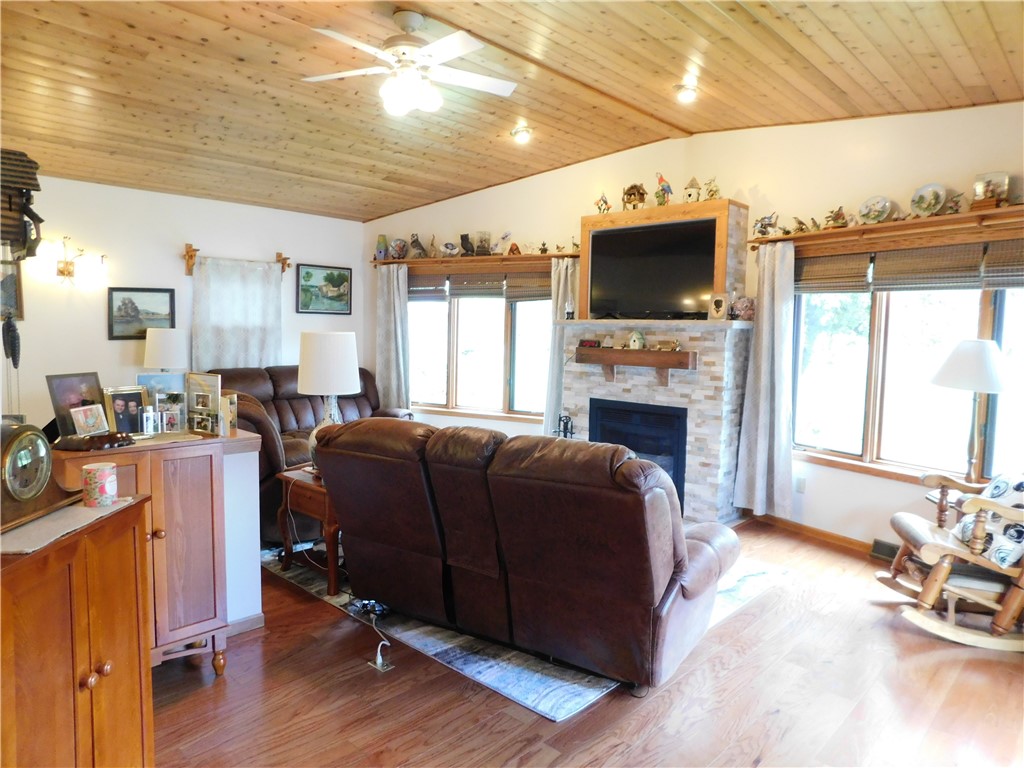 801 Menasha Avenue E