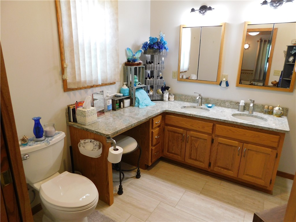 801 Menasha Avenue E