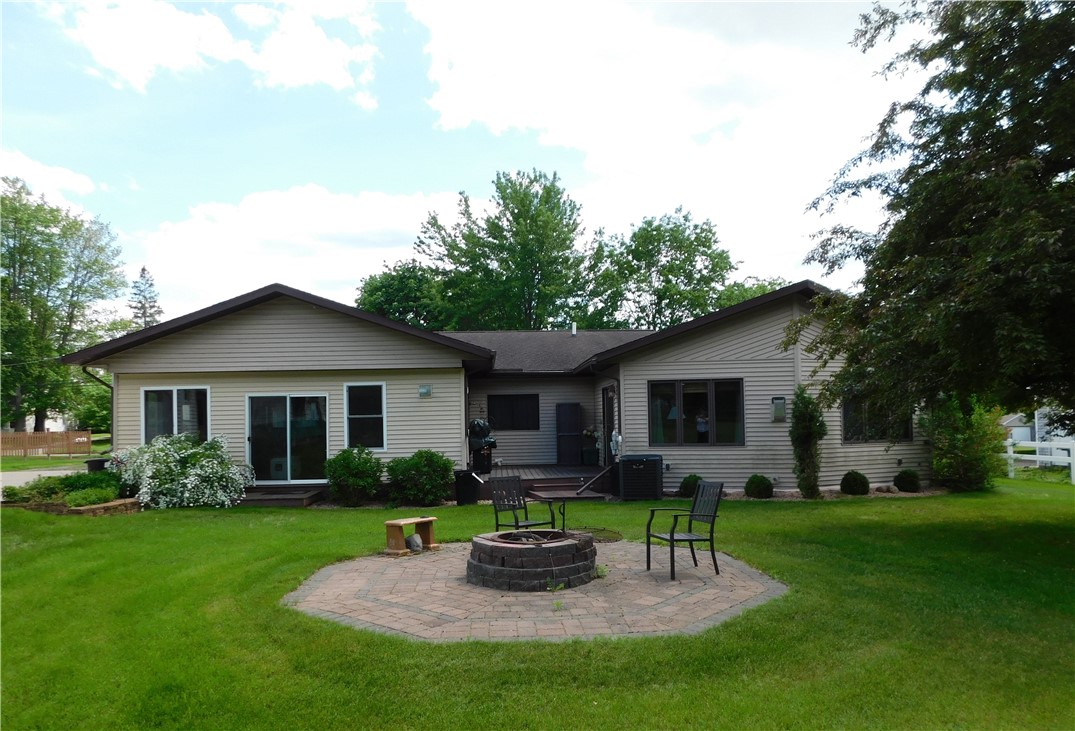 801 Menasha Avenue E