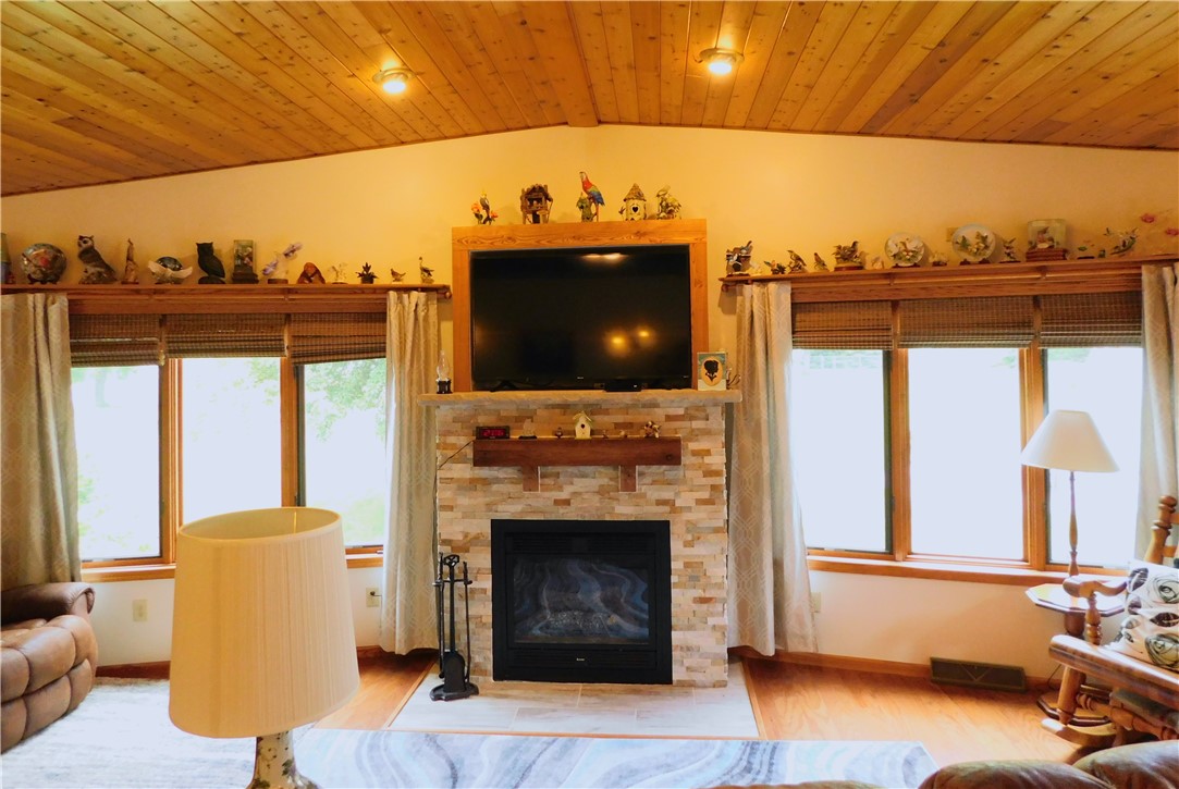 801 Menasha Avenue E