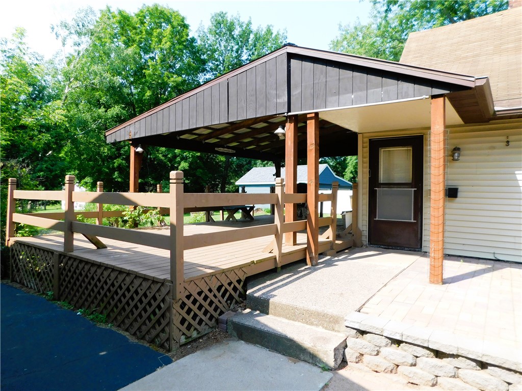 500 College Avenue E