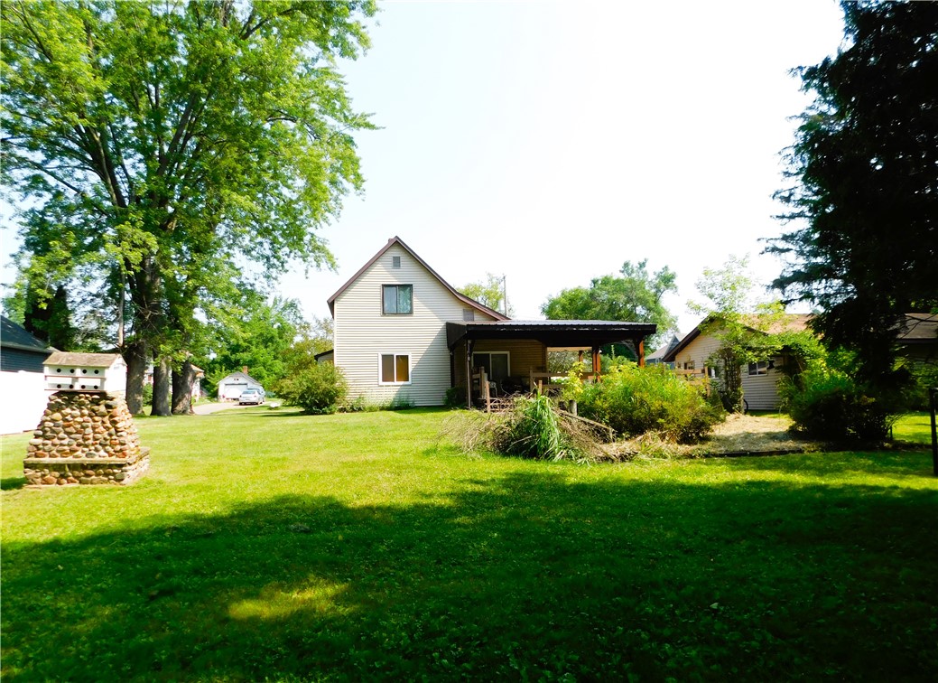 500 College Avenue E