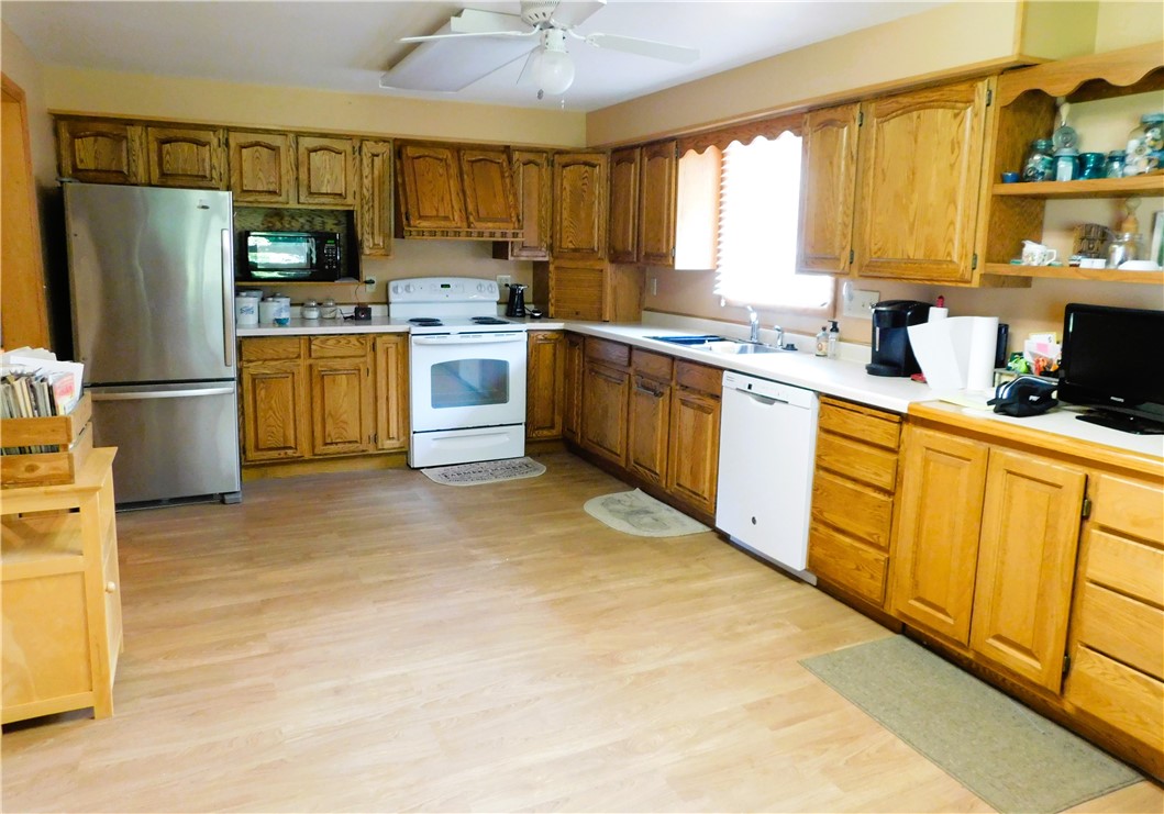 500 College Avenue E