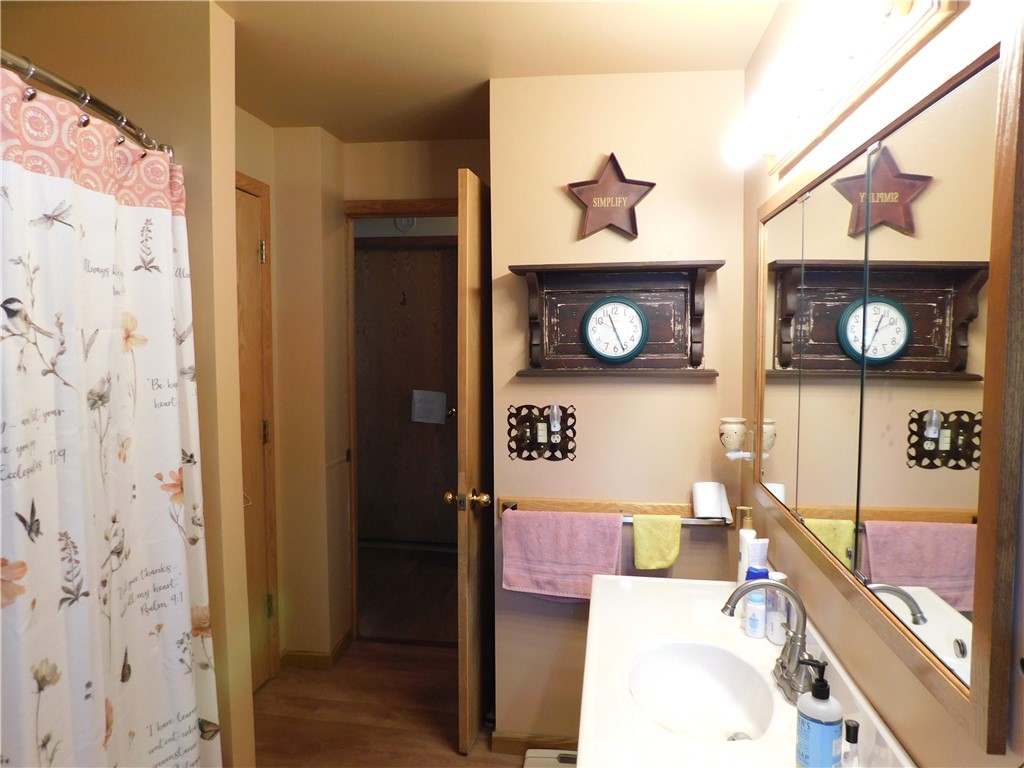 500 College Avenue E