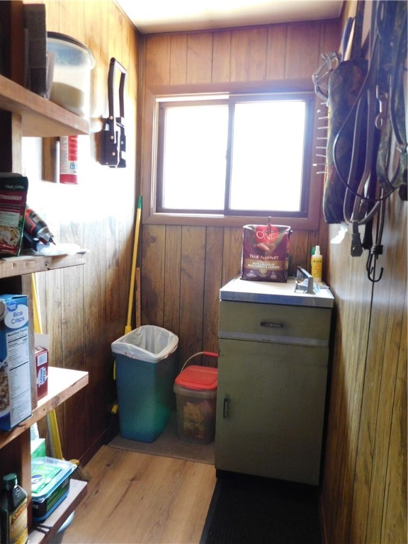 2801 N Bugyie Boulevard