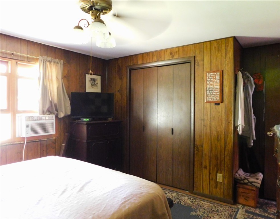 2801 N Bugyie Boulevard