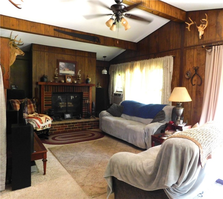 2801 N Bugyie Boulevard