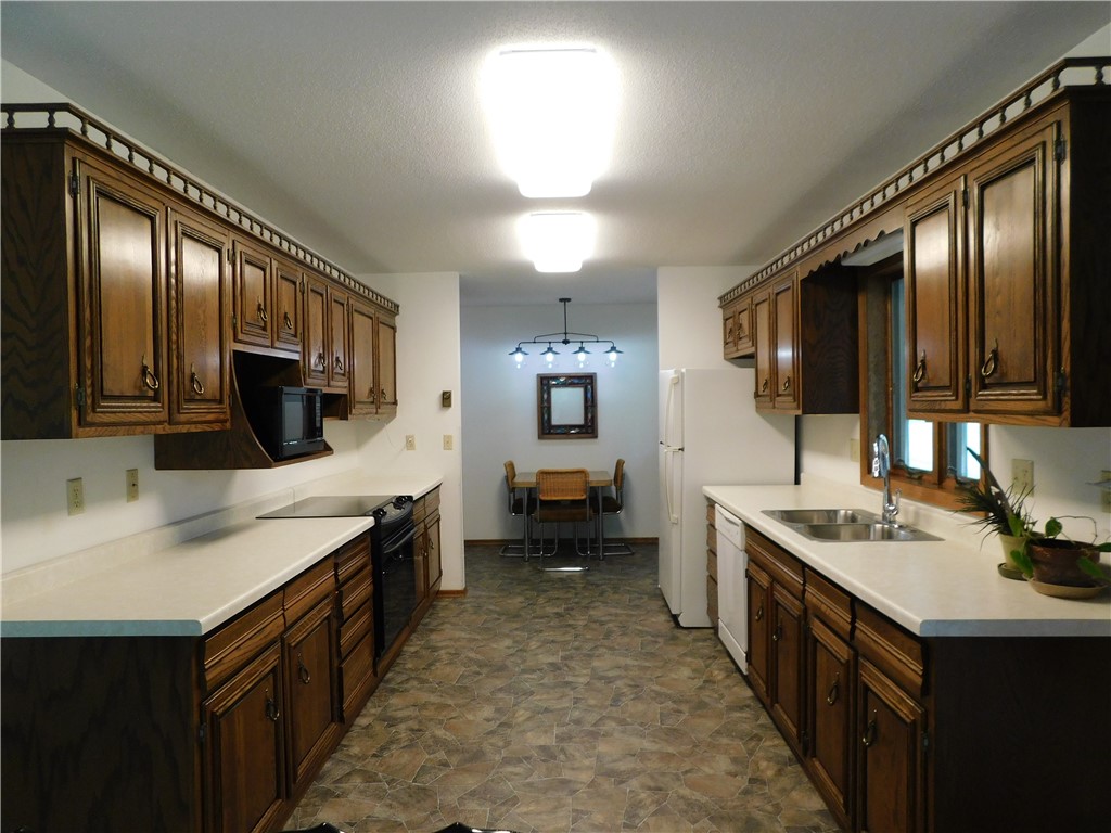 708 Phillips Avenue E