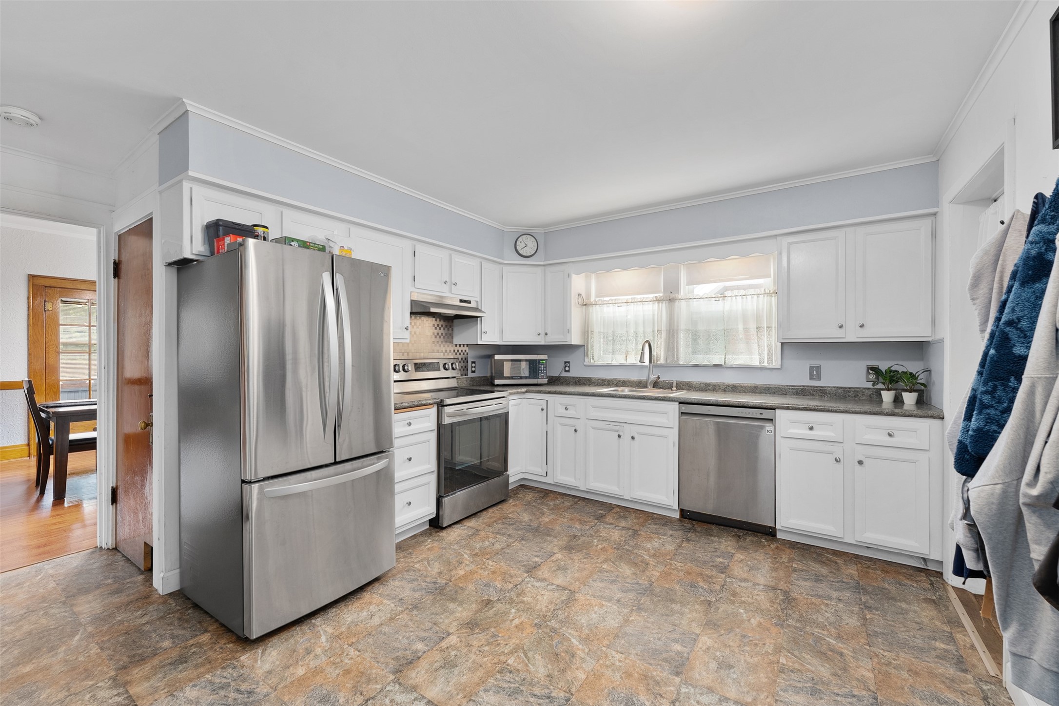 416 W 4th Street N
