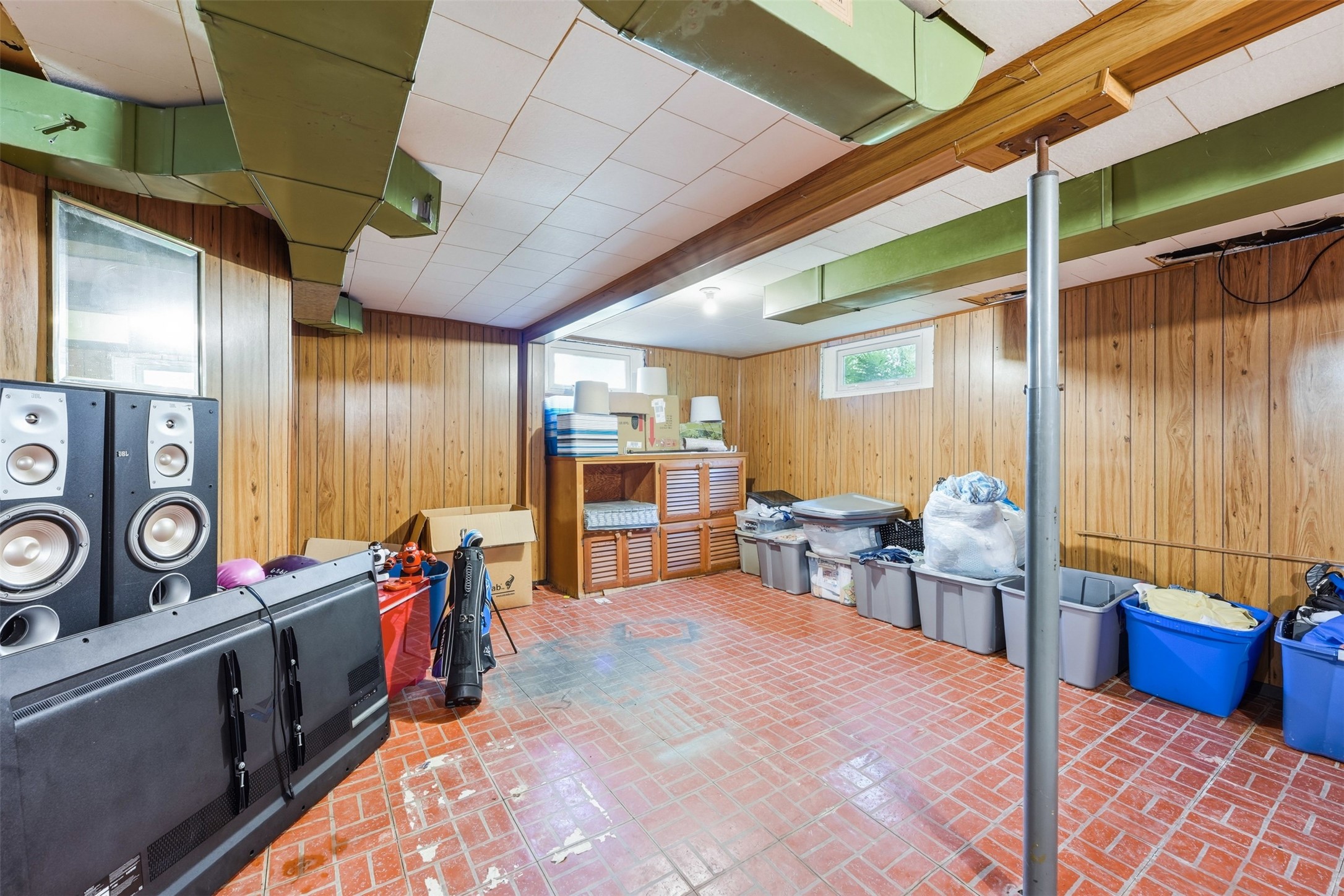 416 W 4th Street N