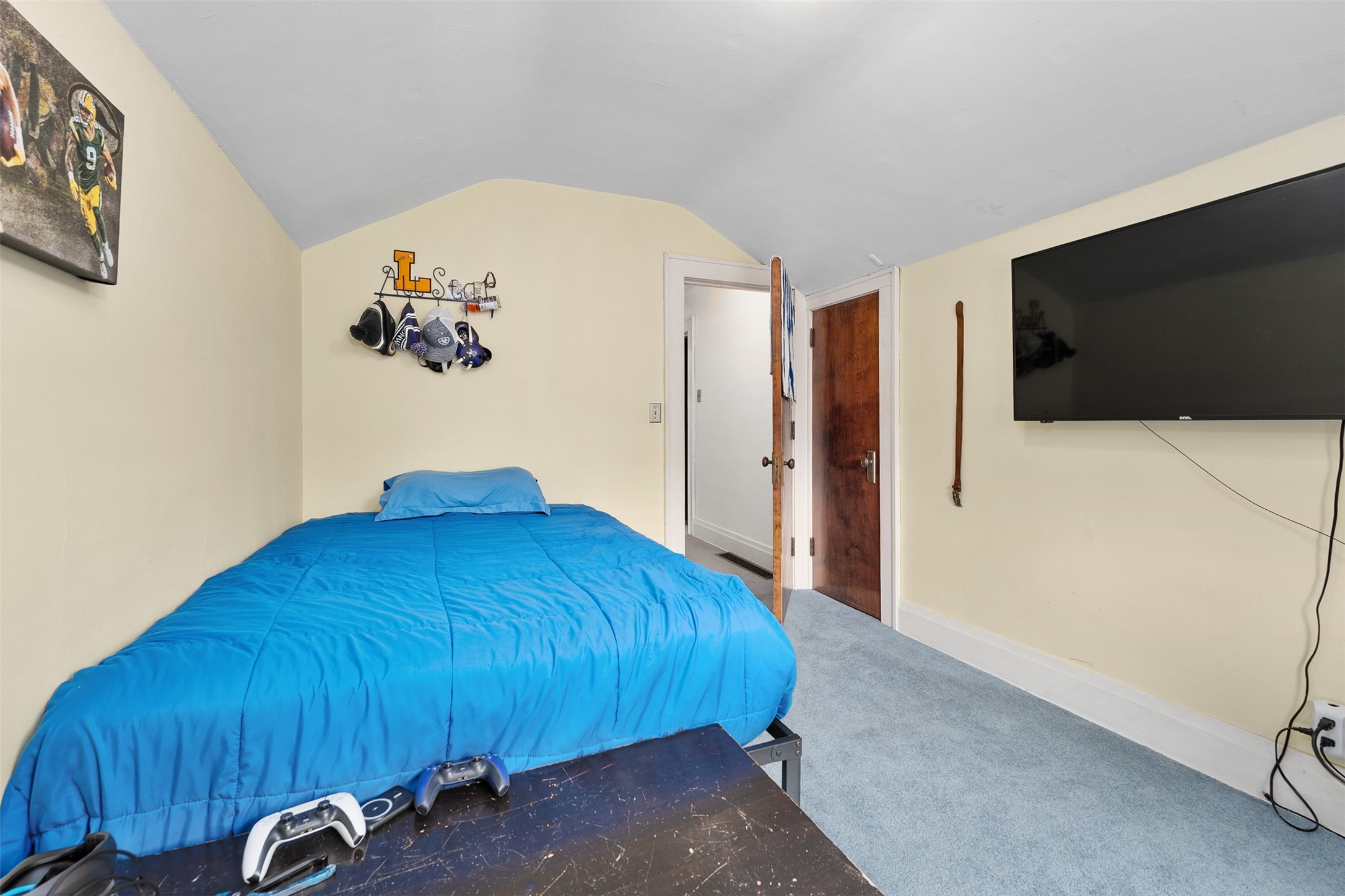 416 W 4th Street N