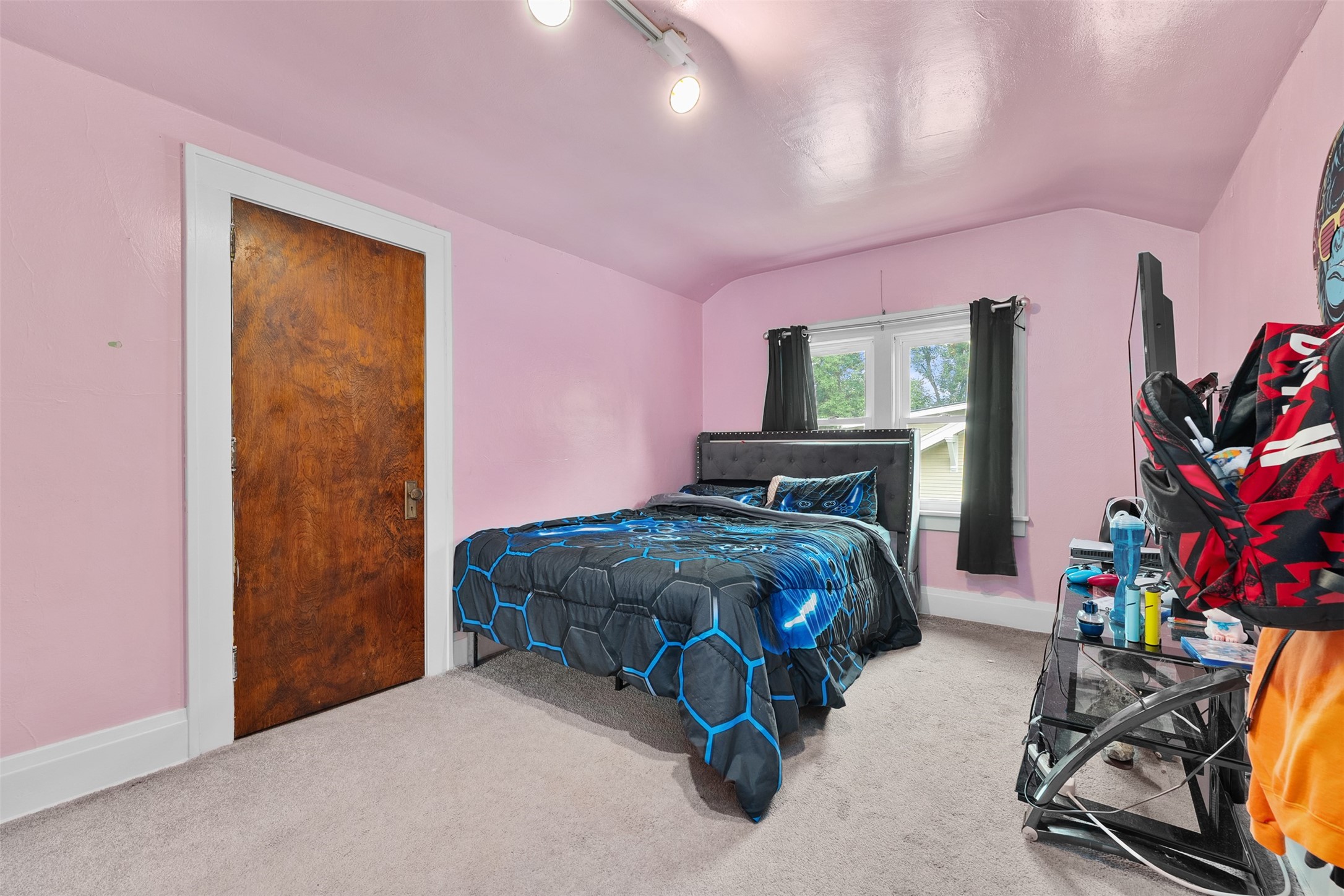 416 W 4th Street N