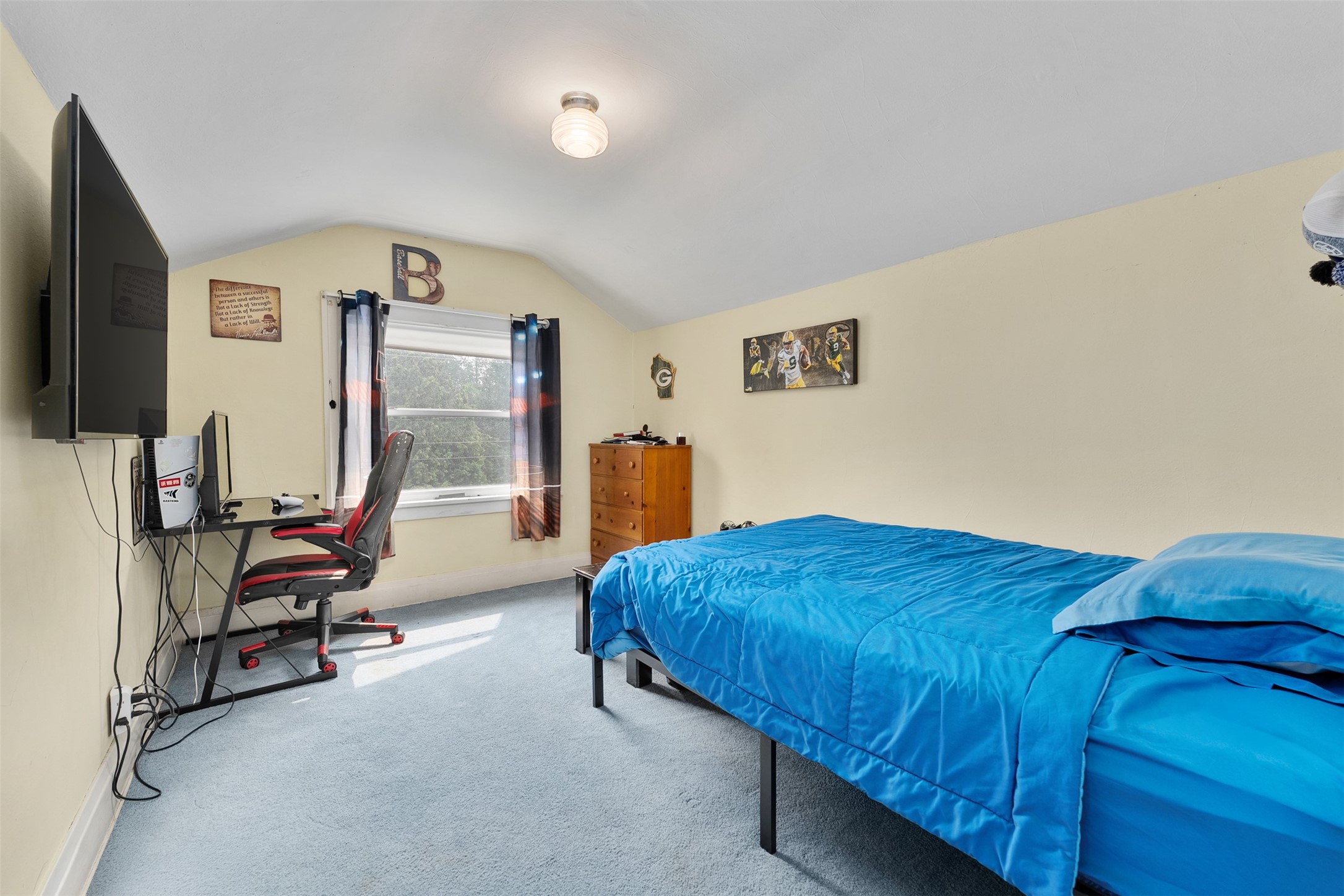 416 W 4th Street N