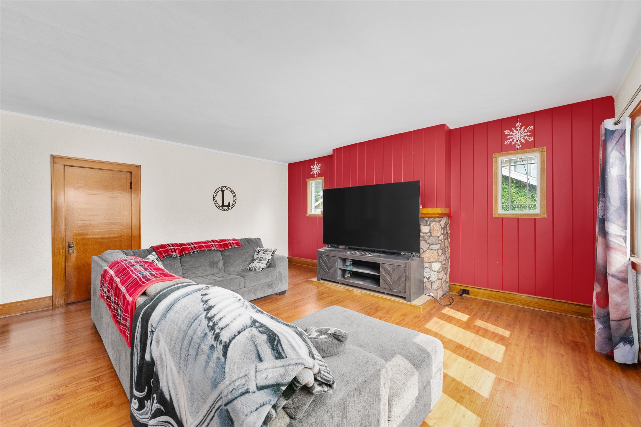 416 W 4th Street N