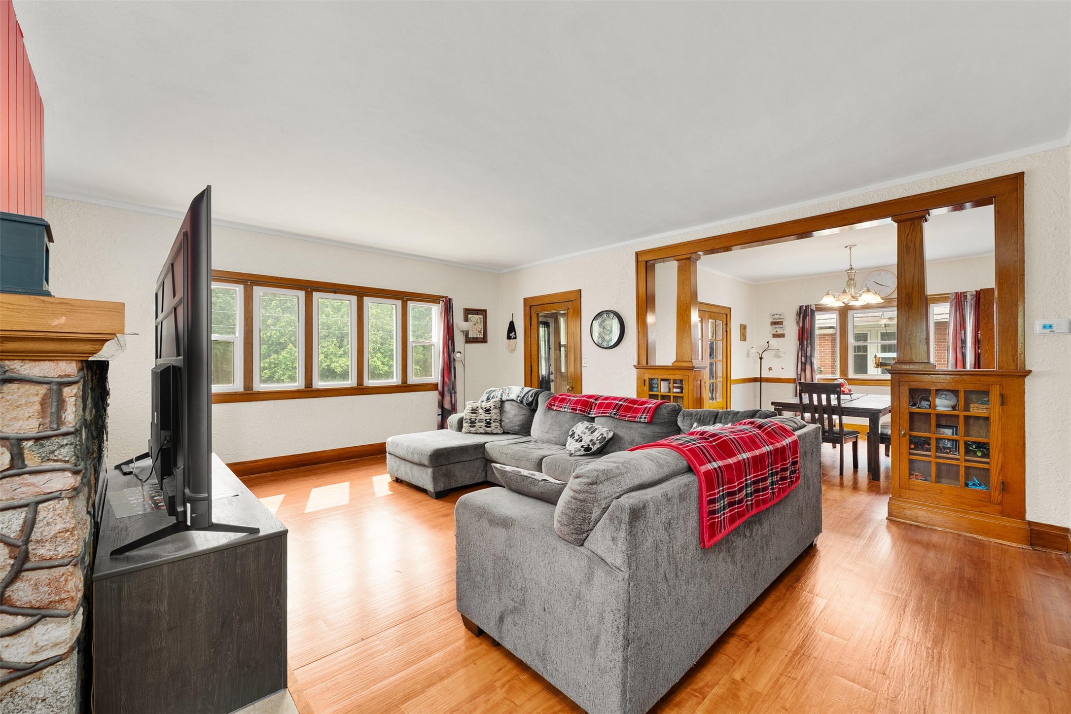 416 W 4th Street N