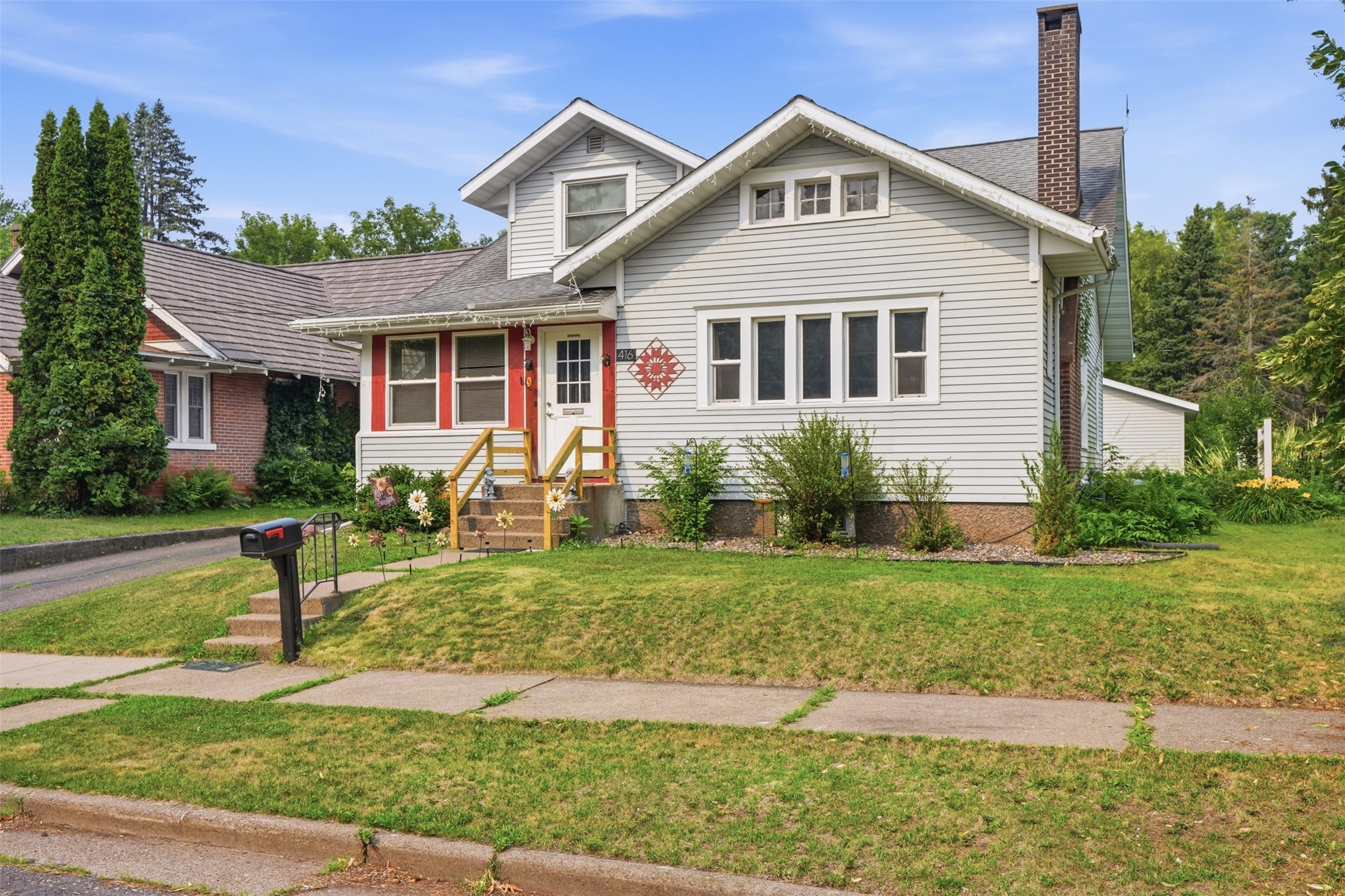 416 W 4th Street N