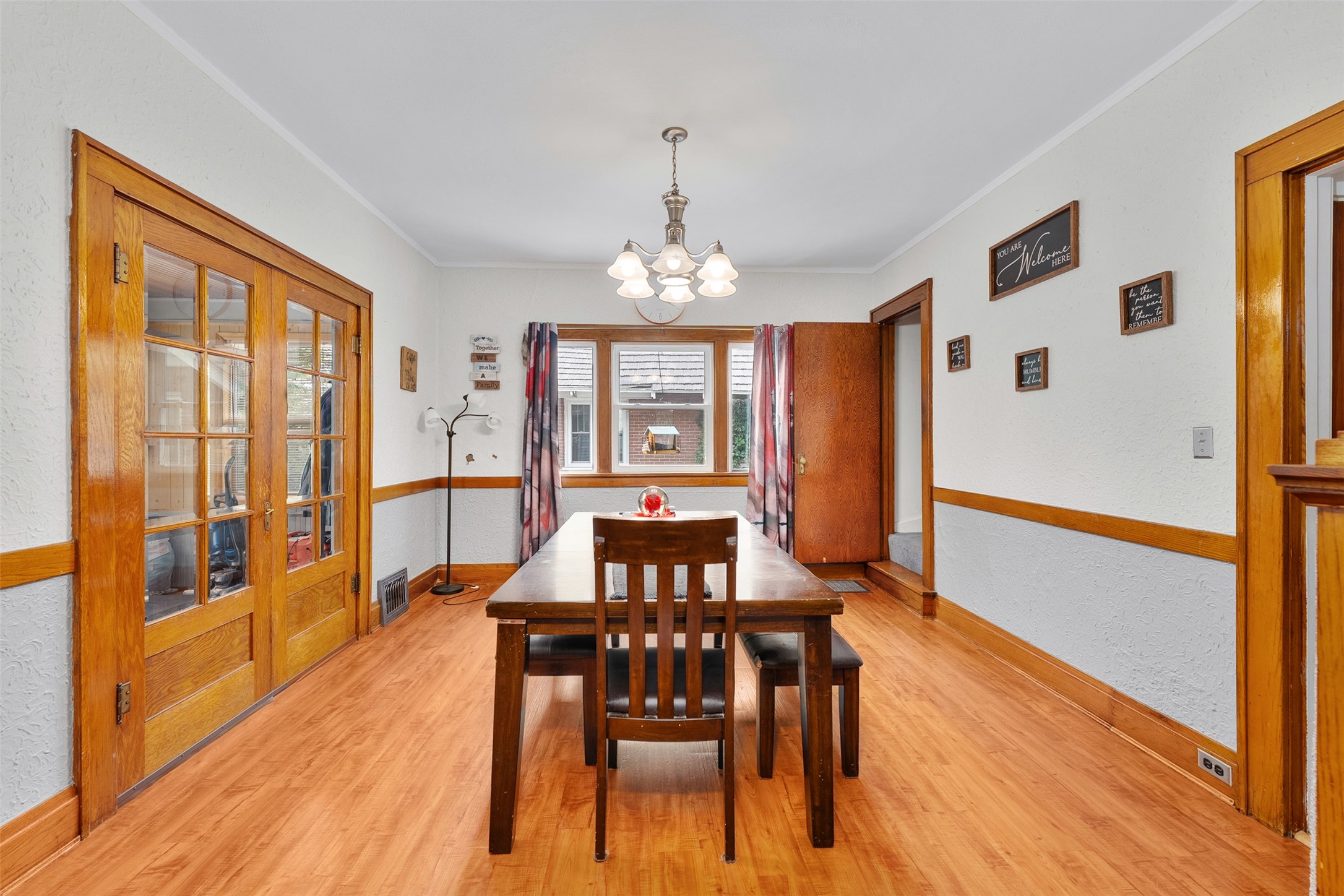 416 W 4th Street N