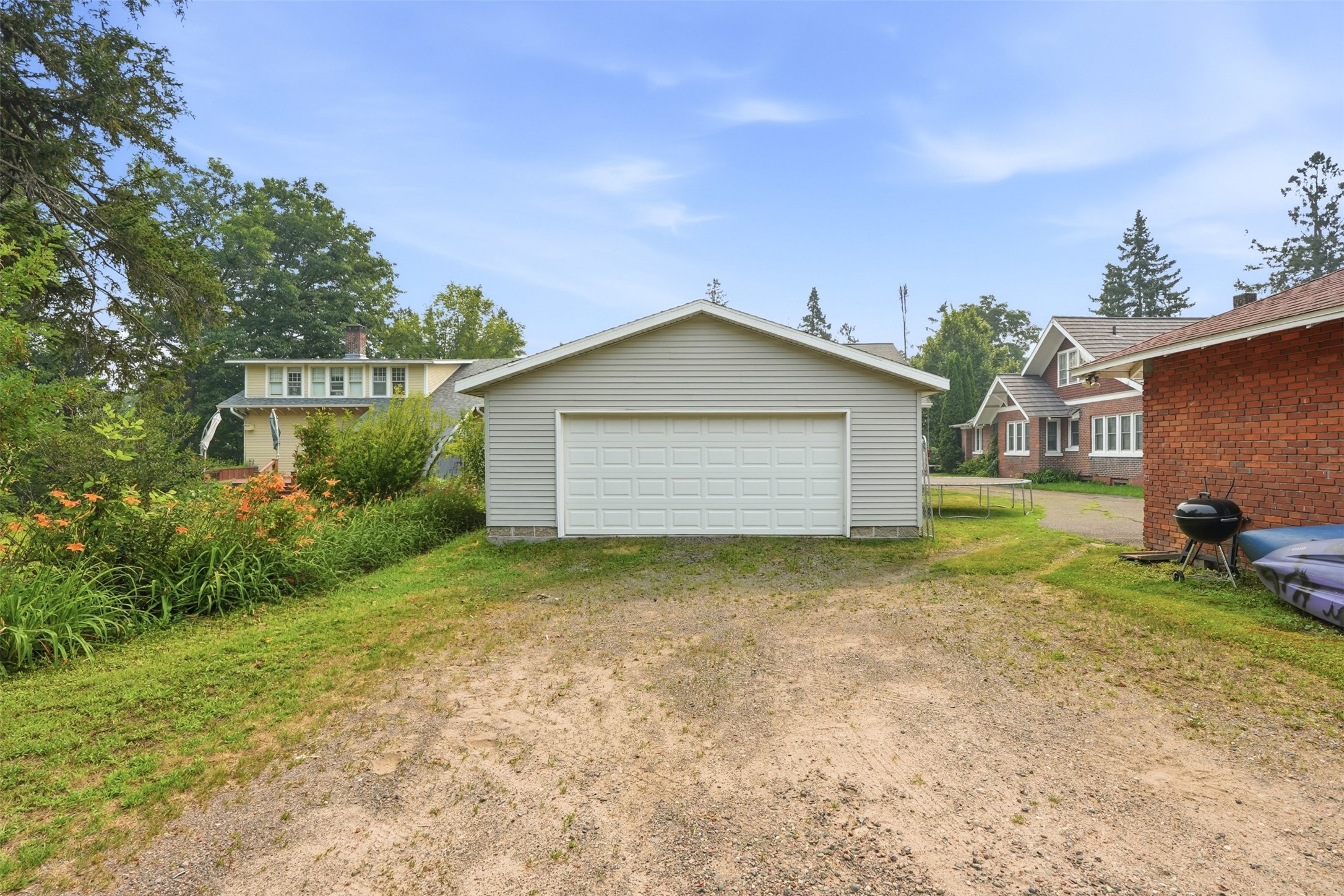 416 W 4th Street N