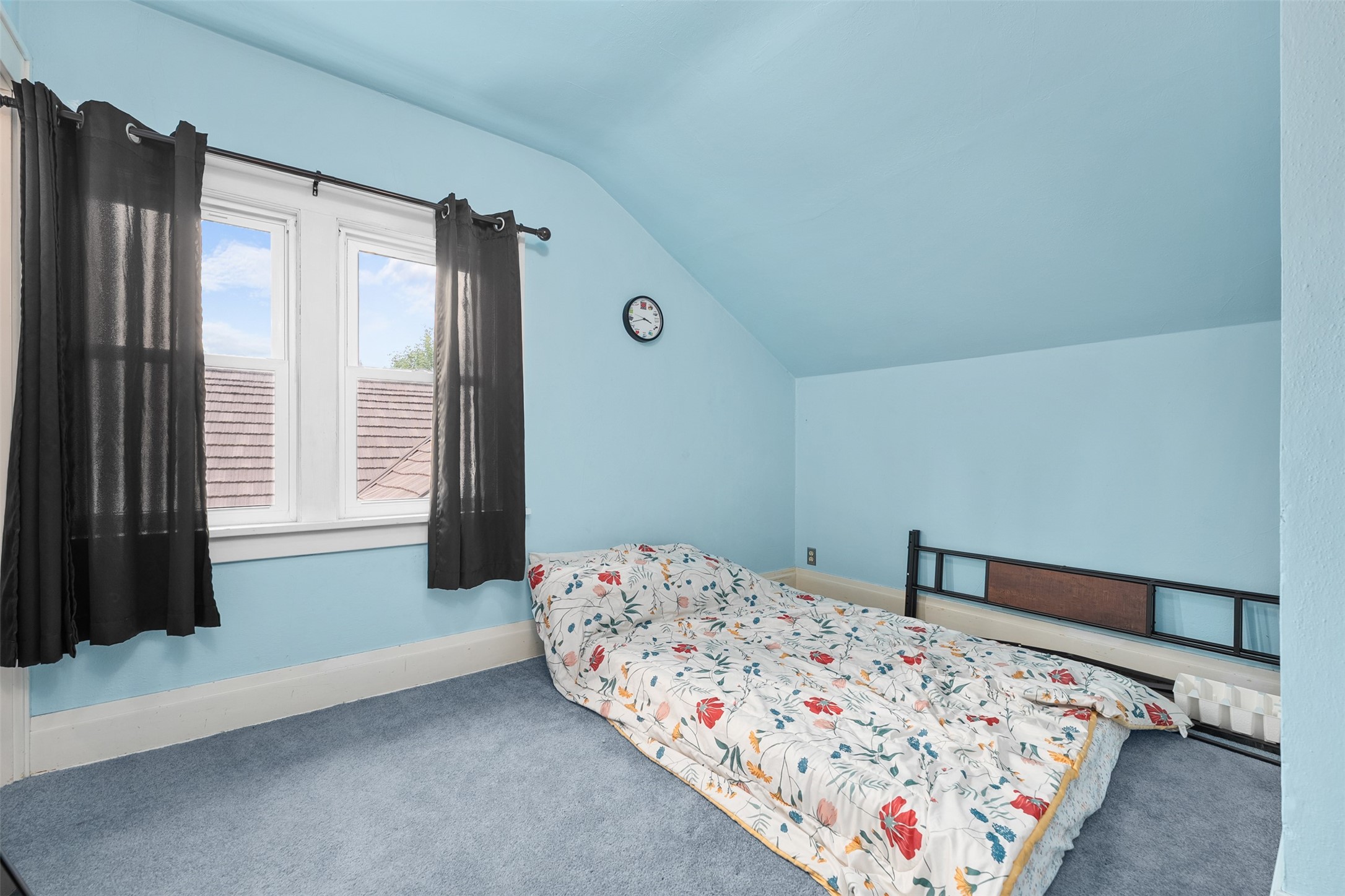 416 W 4th Street N