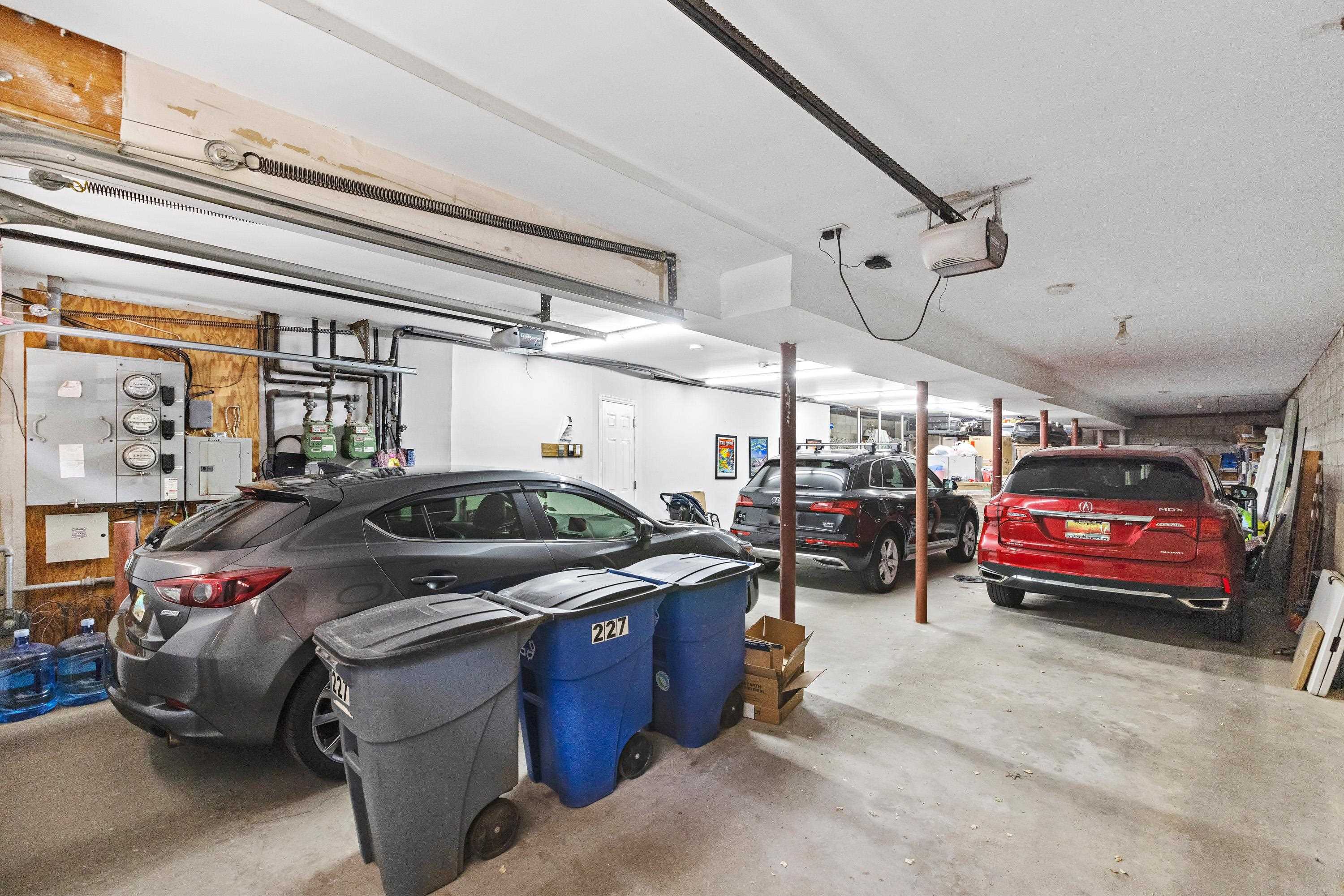 227 MADISON ST Unit: 1