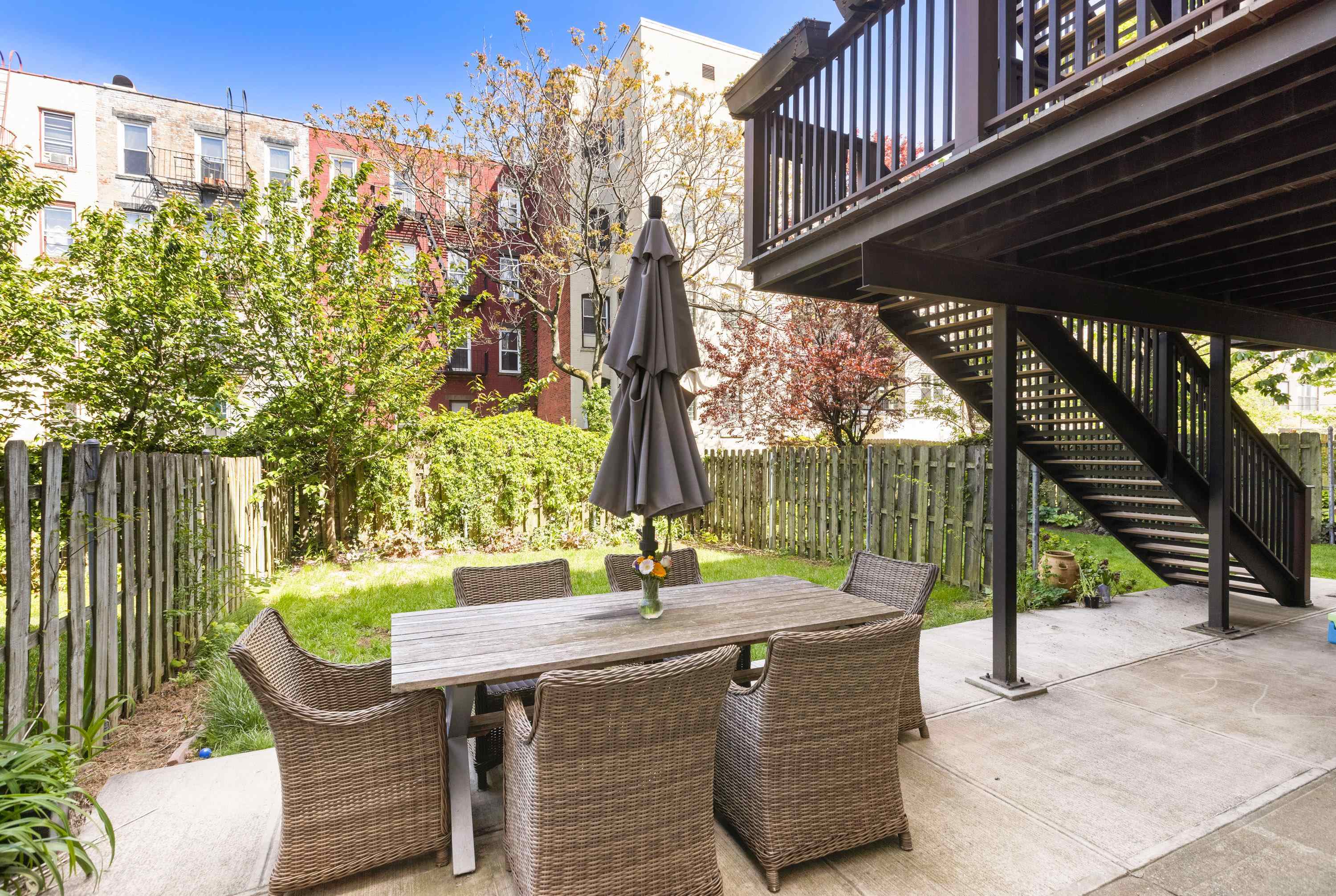 227 MADISON ST Unit: 1