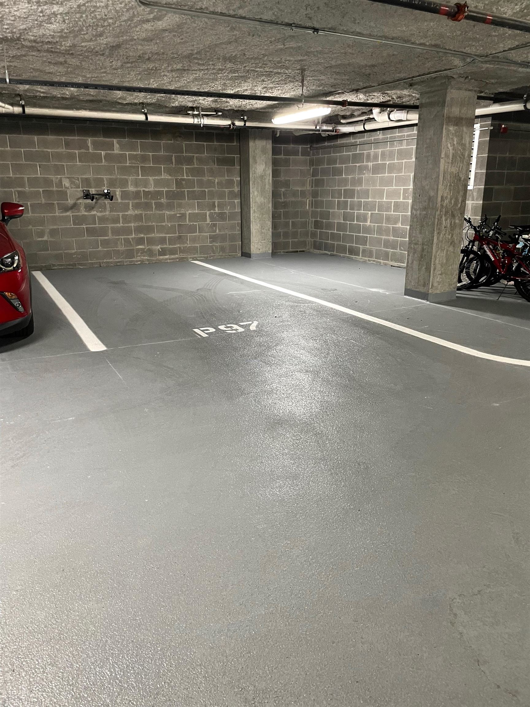 15 WARREN ST Unit: 215