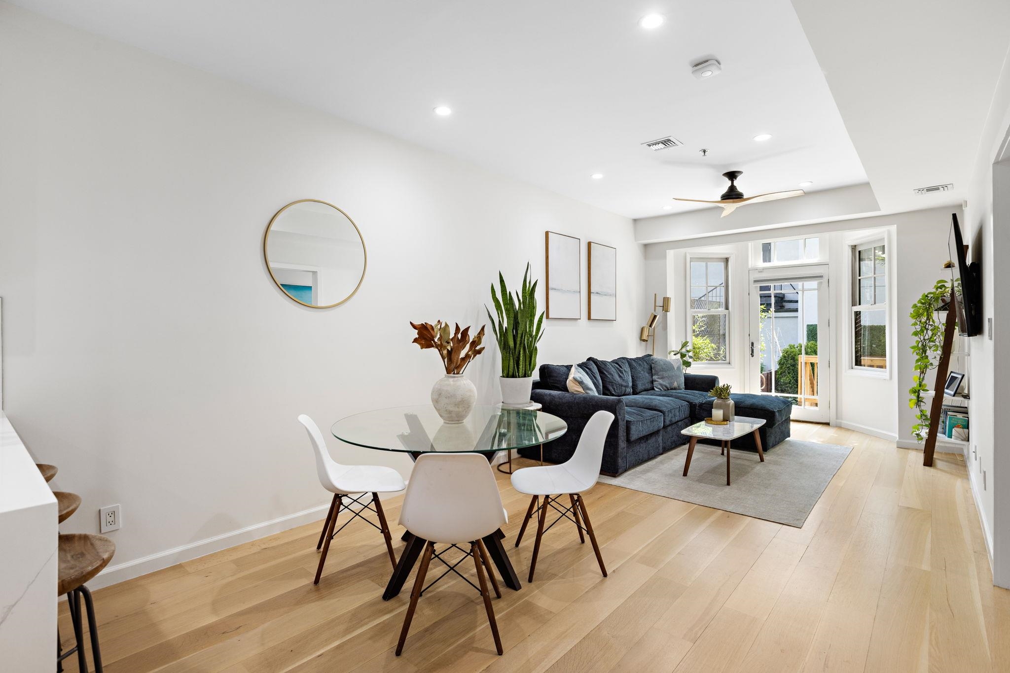 421 MADISON ST Unit: 1