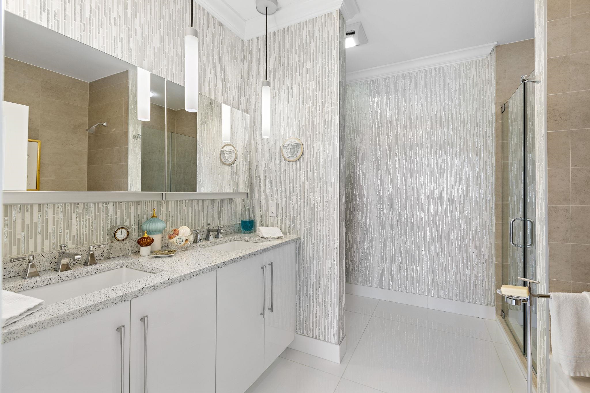 201 LUIS M MARIN BLVD Unit: PH04