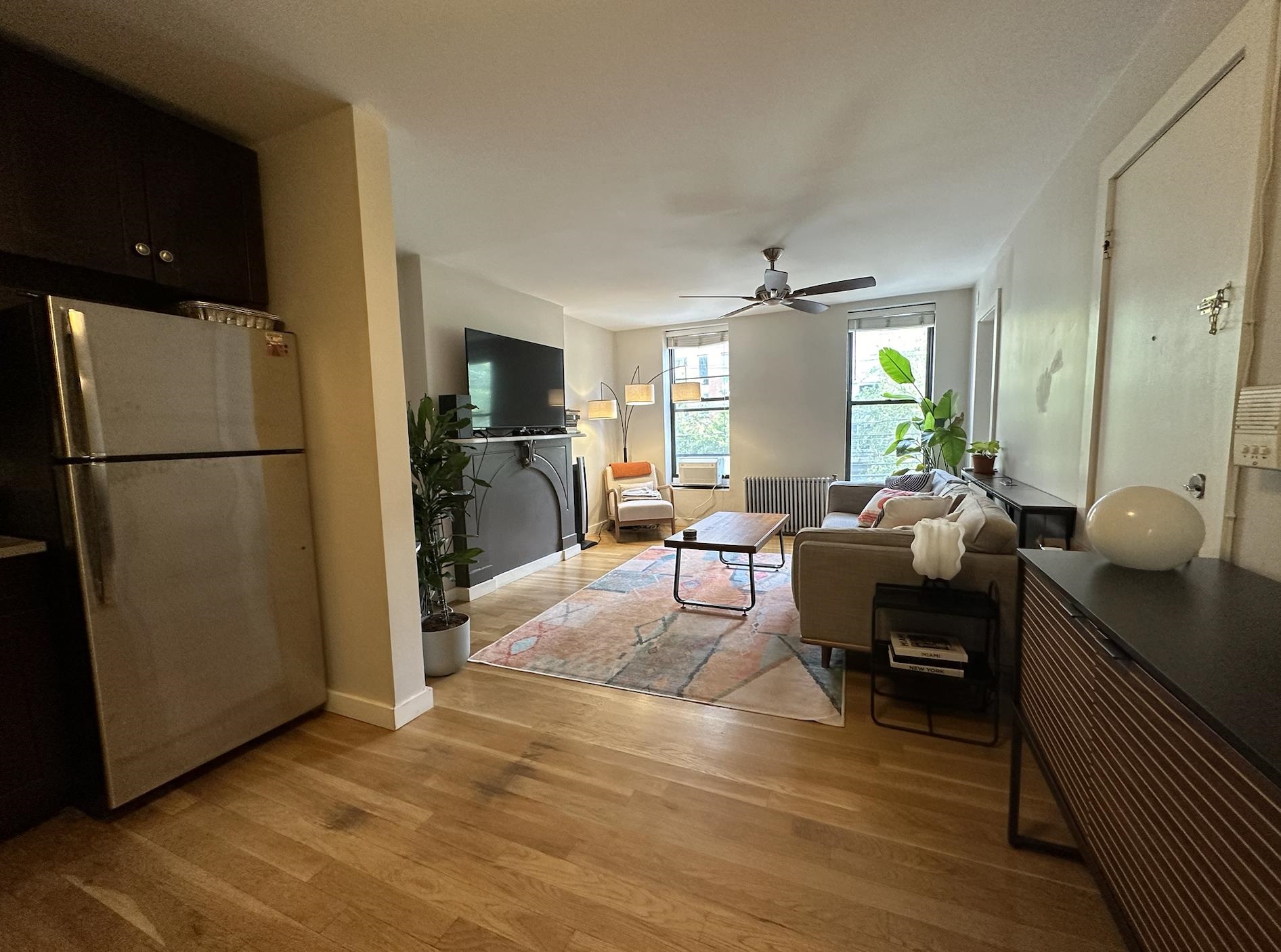 214 GRAND ST Unit: 2