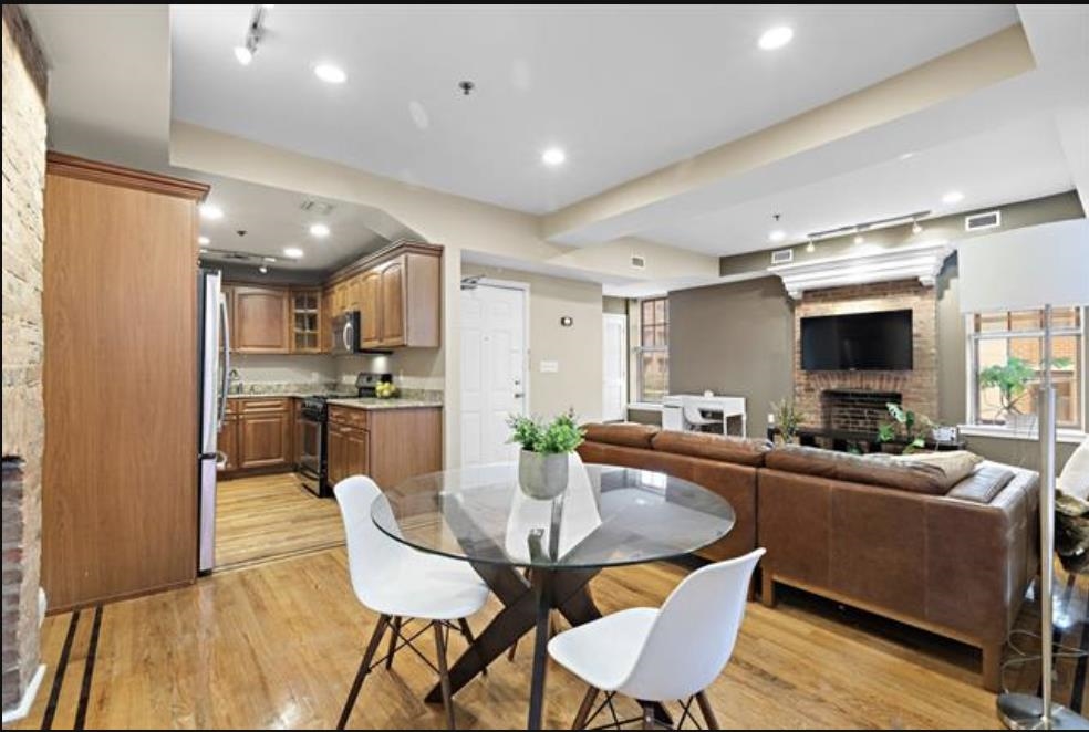 133 GRAND ST Unit: 4