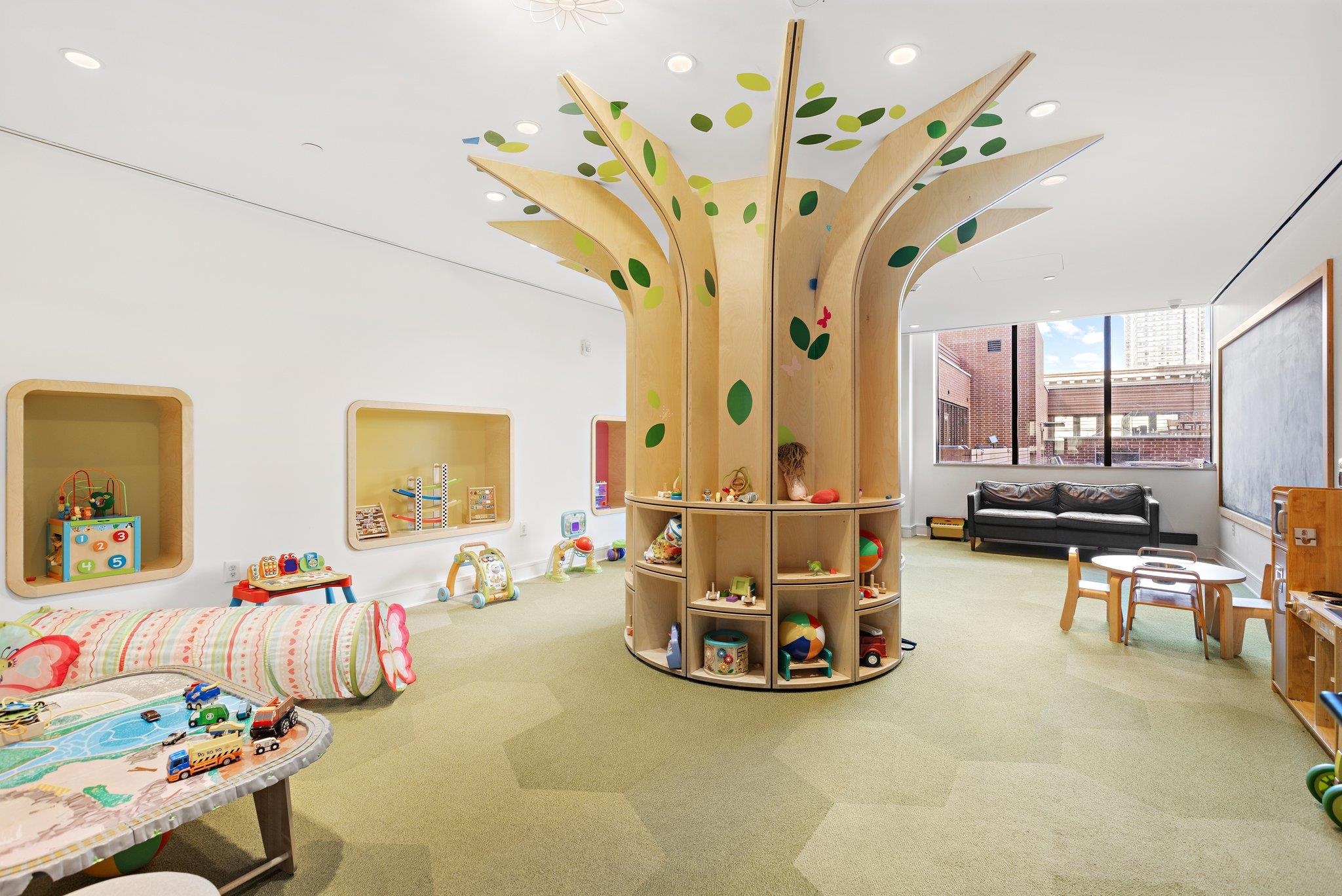 10 PROVOST ST Unit: 10-01