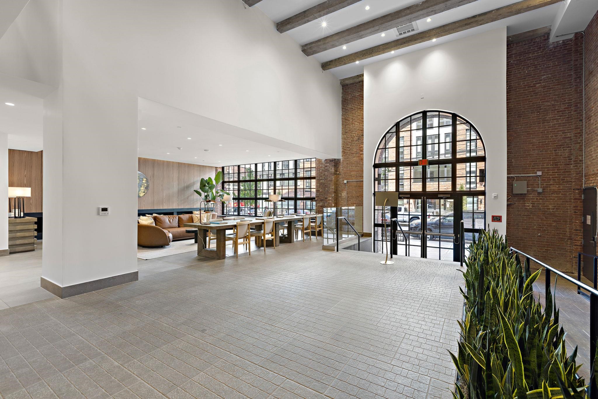 720 CLINTON ST Unit: 603