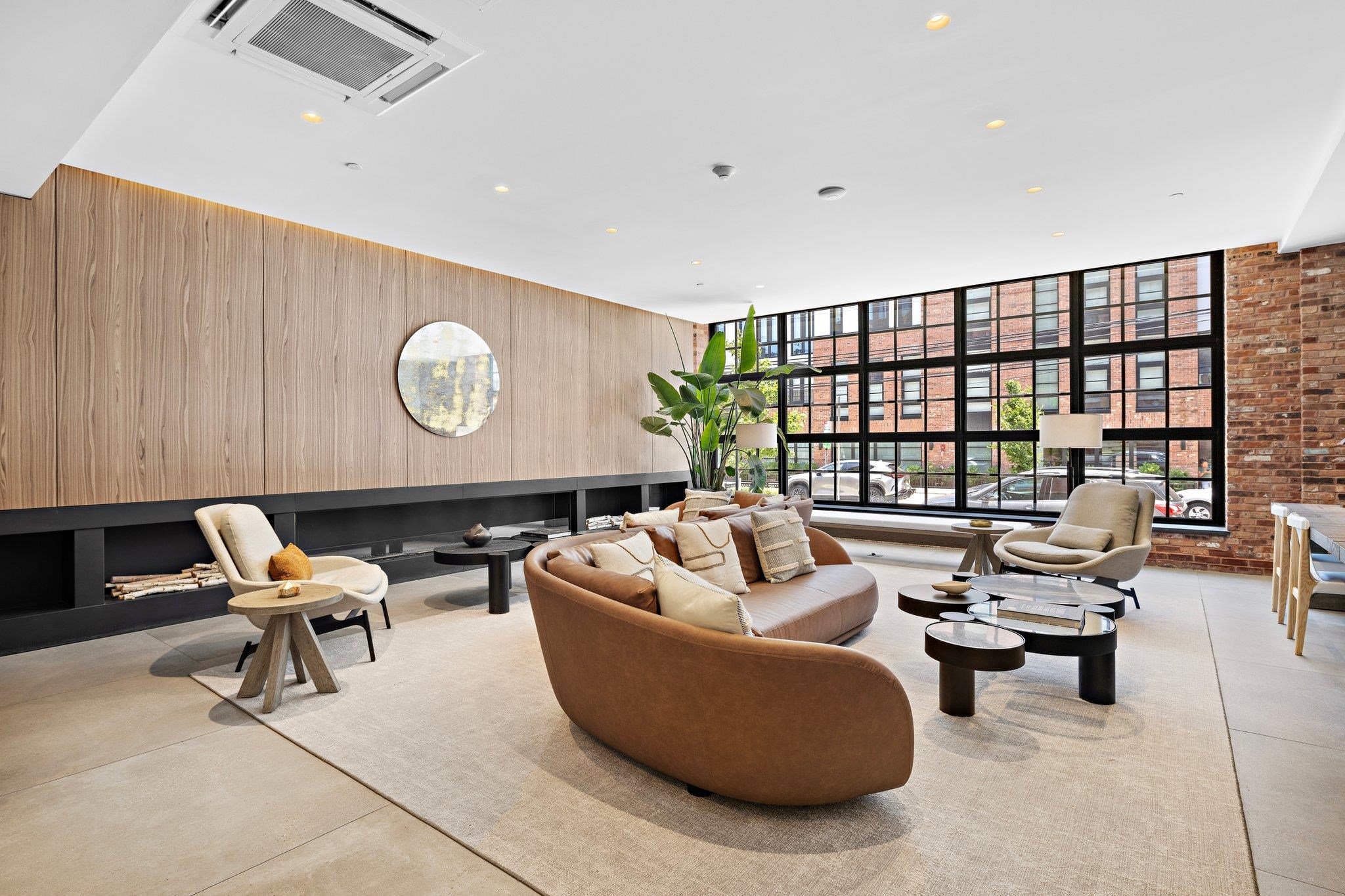 720 CLINTON ST Unit: 603