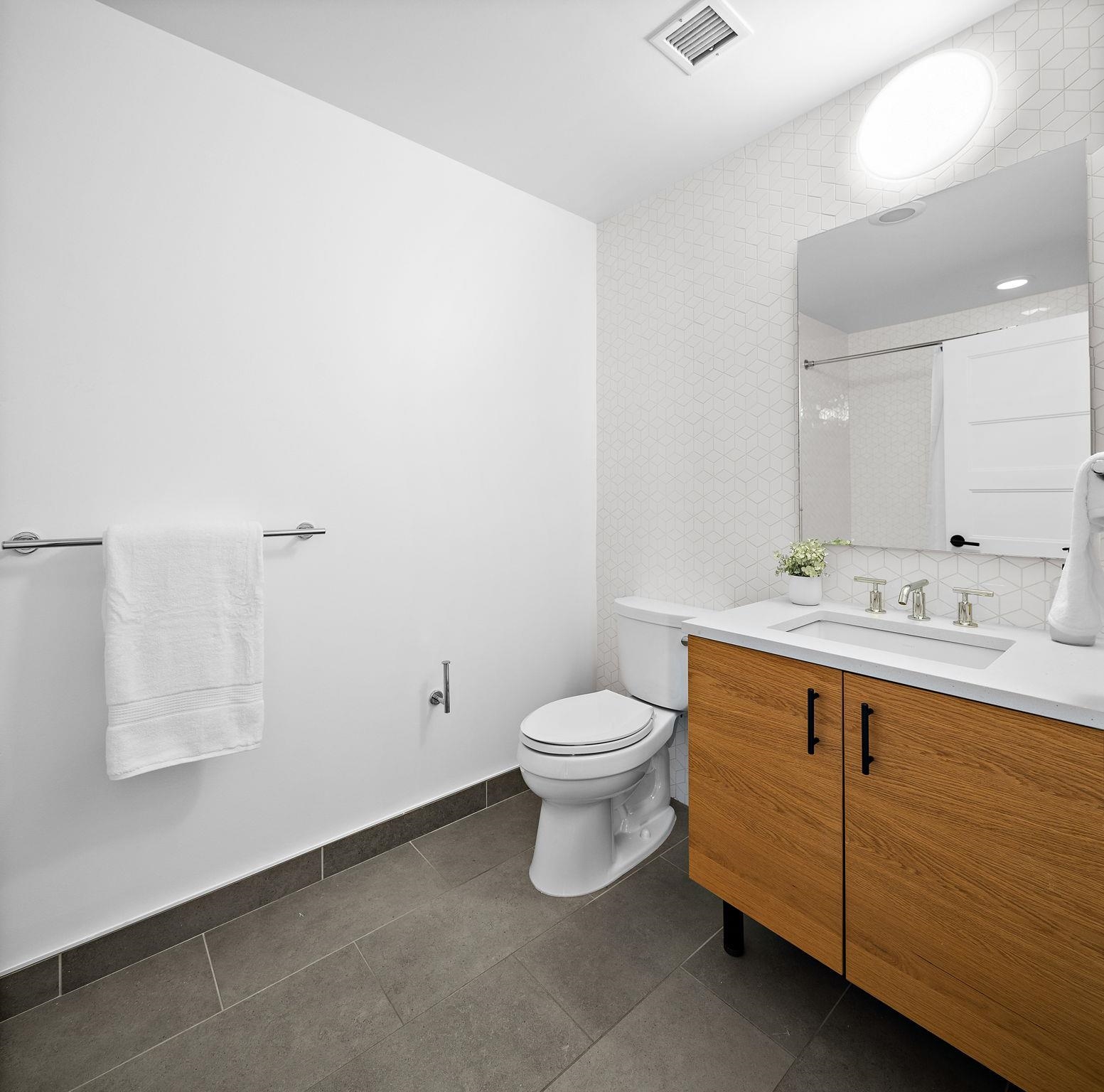 10 PROVOST ST Unit: 416