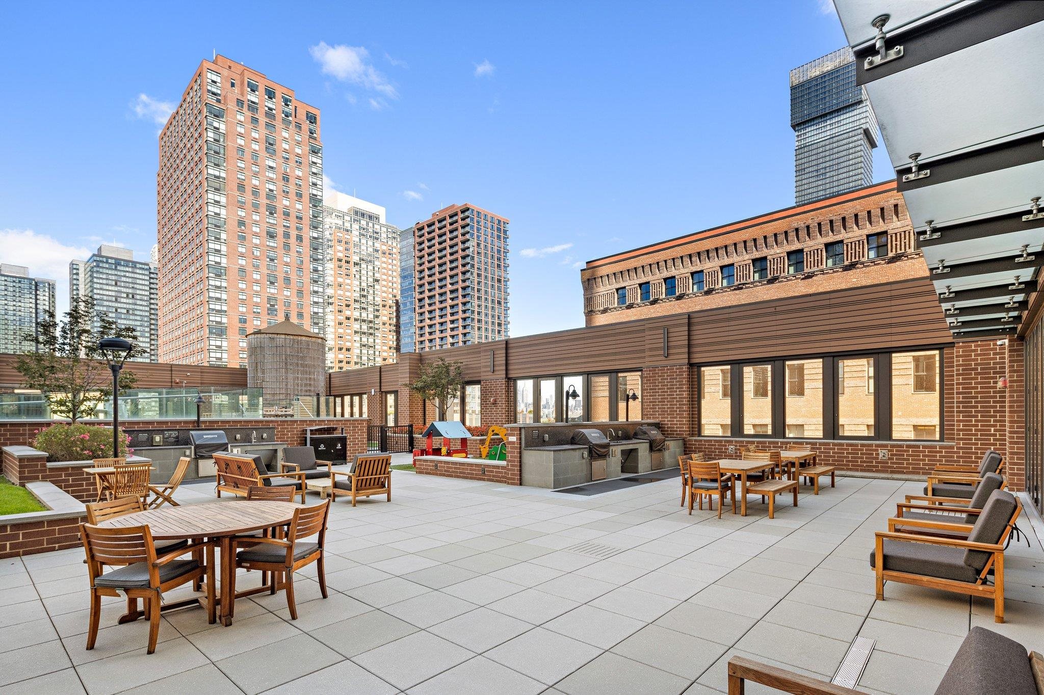 10 PROVOST ST Unit: 416