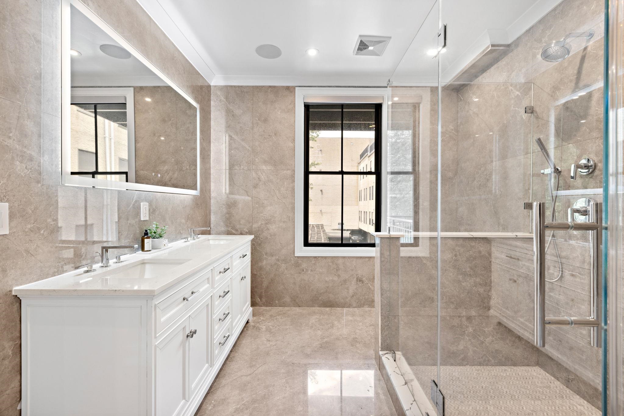 92 JEFFERSON ST Unit: 1