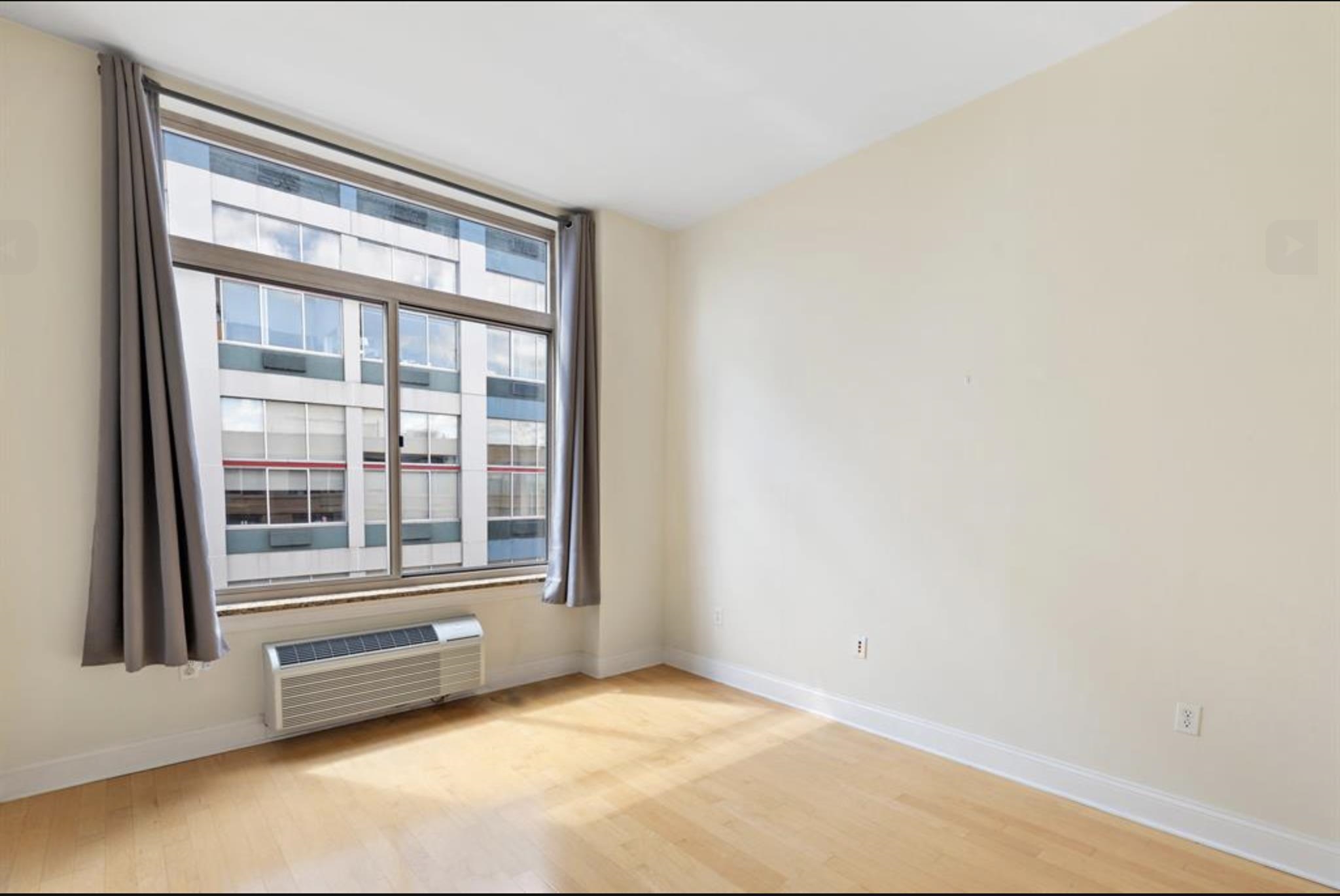 10 REGENT ST Unit: 801
