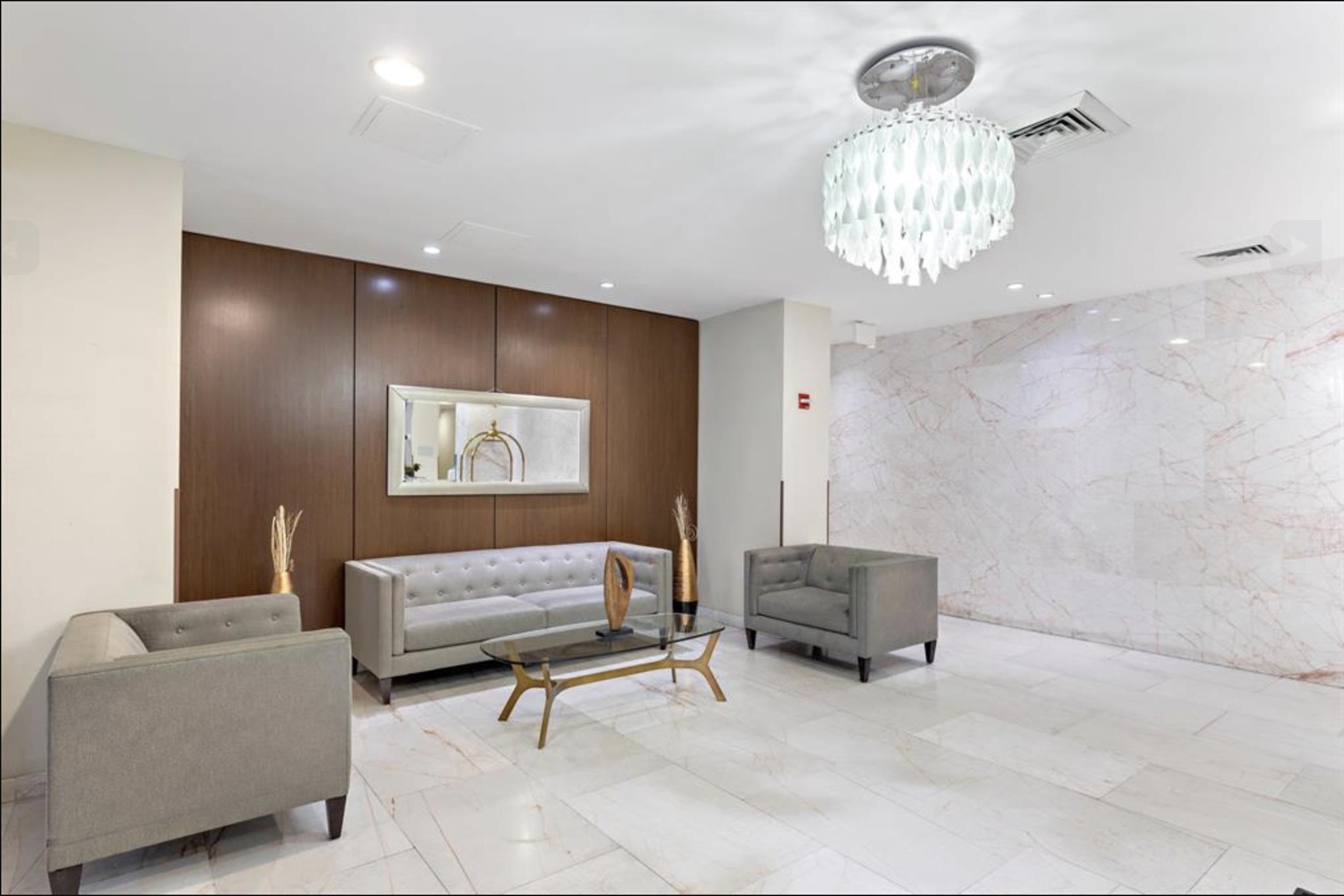 10 REGENT ST Unit: 801