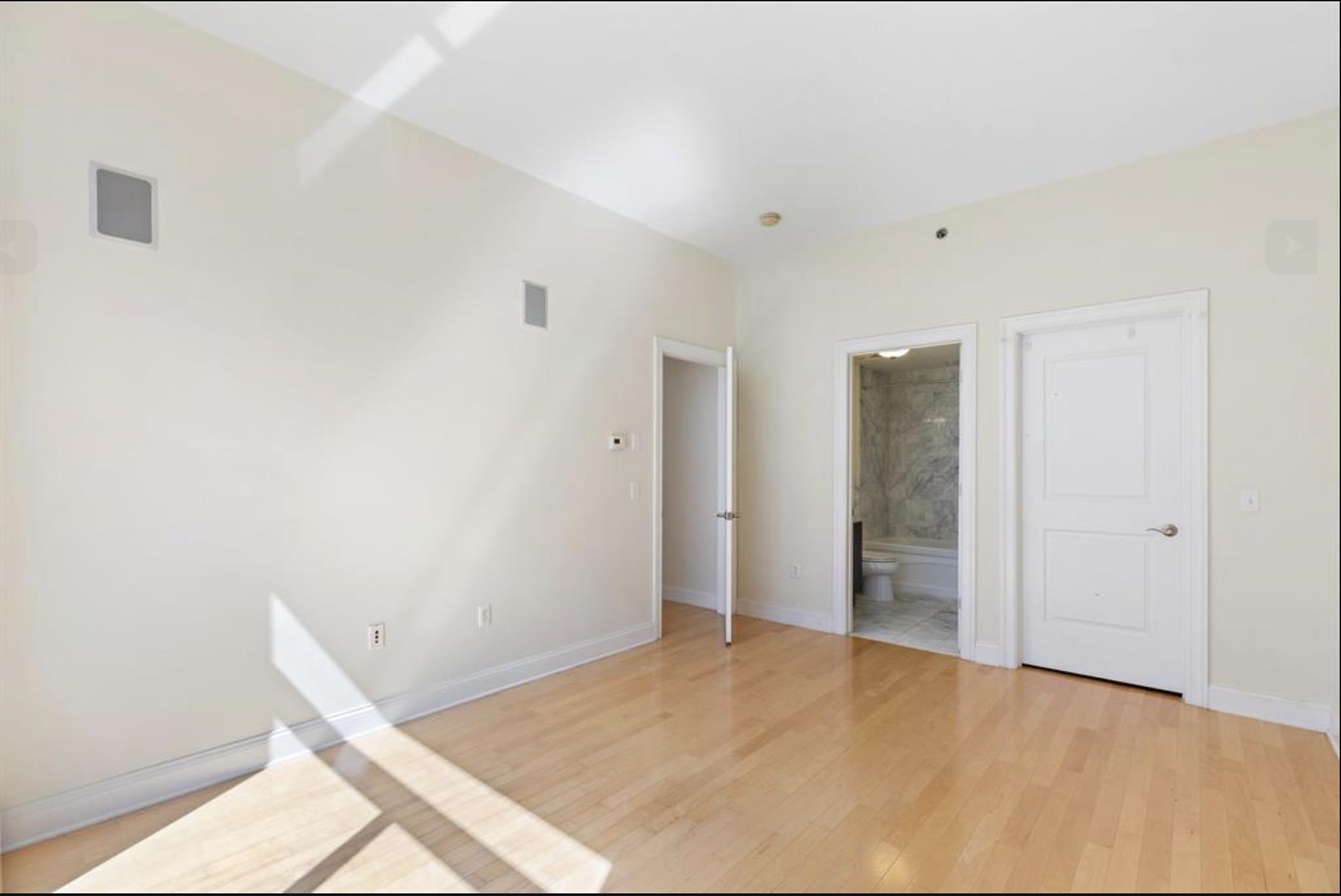 10 REGENT ST Unit: 801