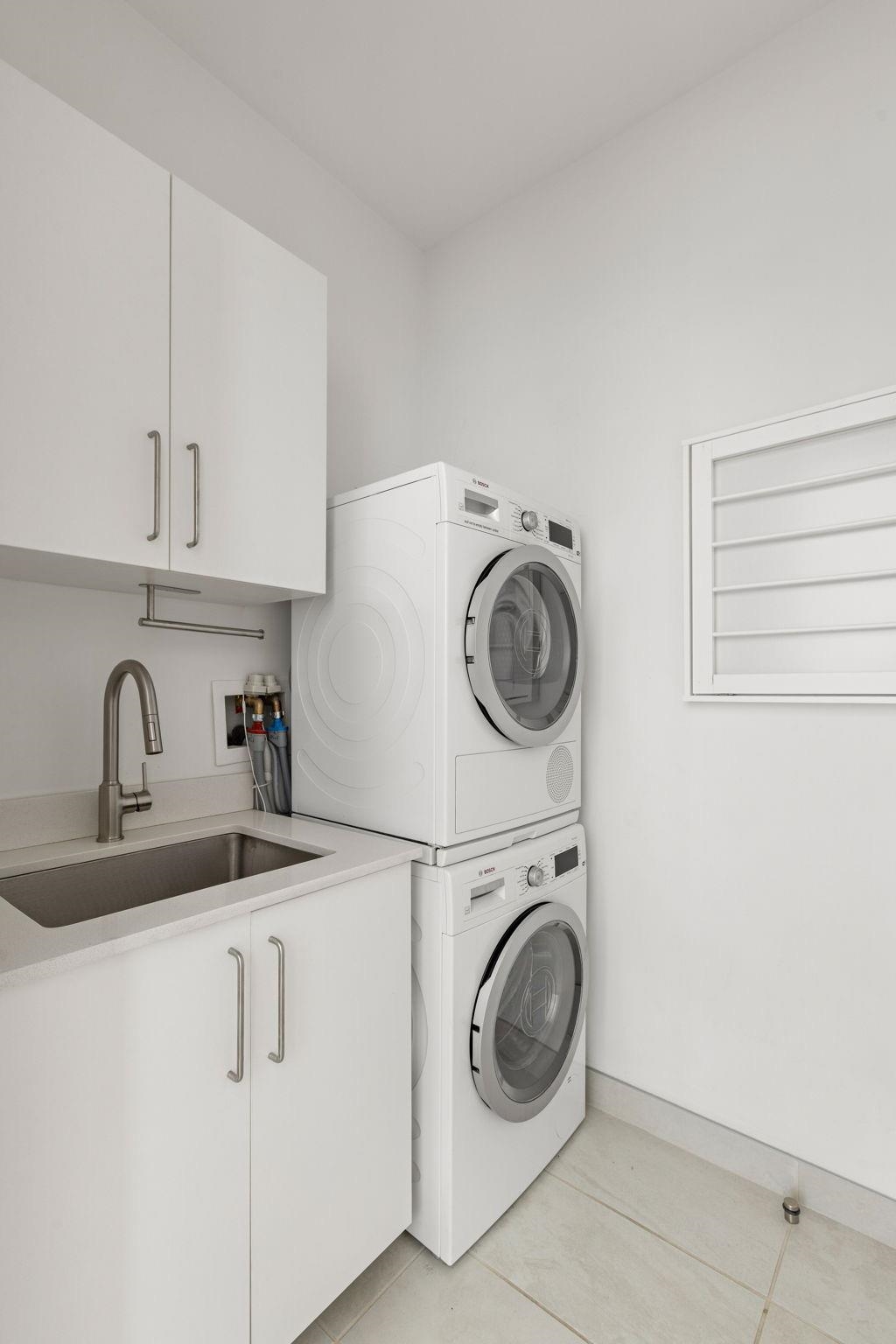 720 CLINTON ST Unit: 409