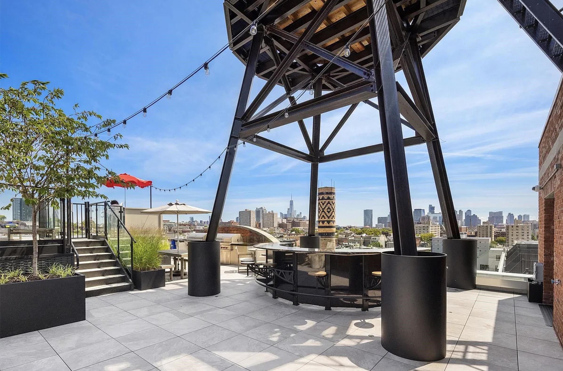 720 CLINTON ST Unit: 409