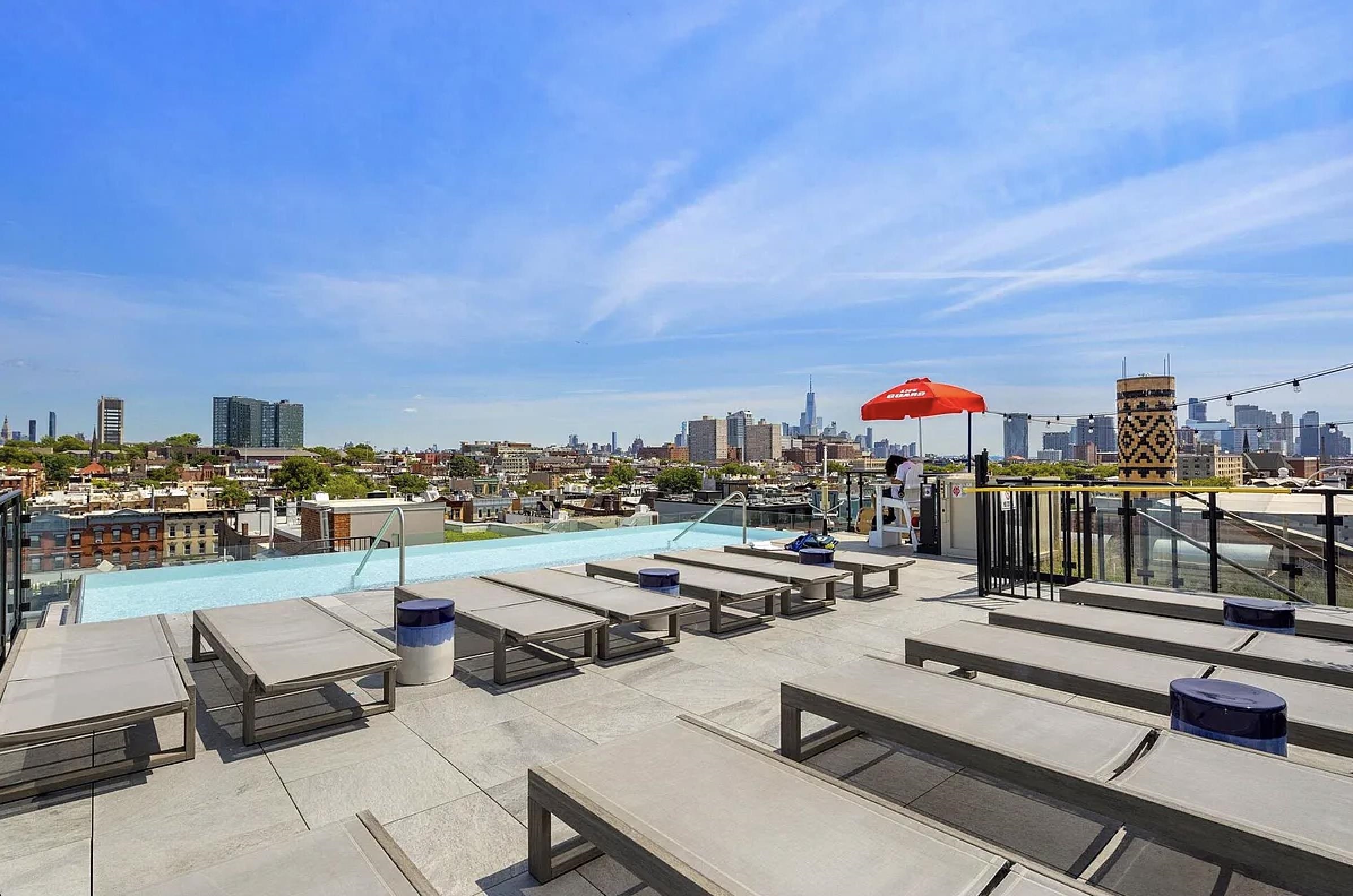 720 CLINTON ST Unit: 409