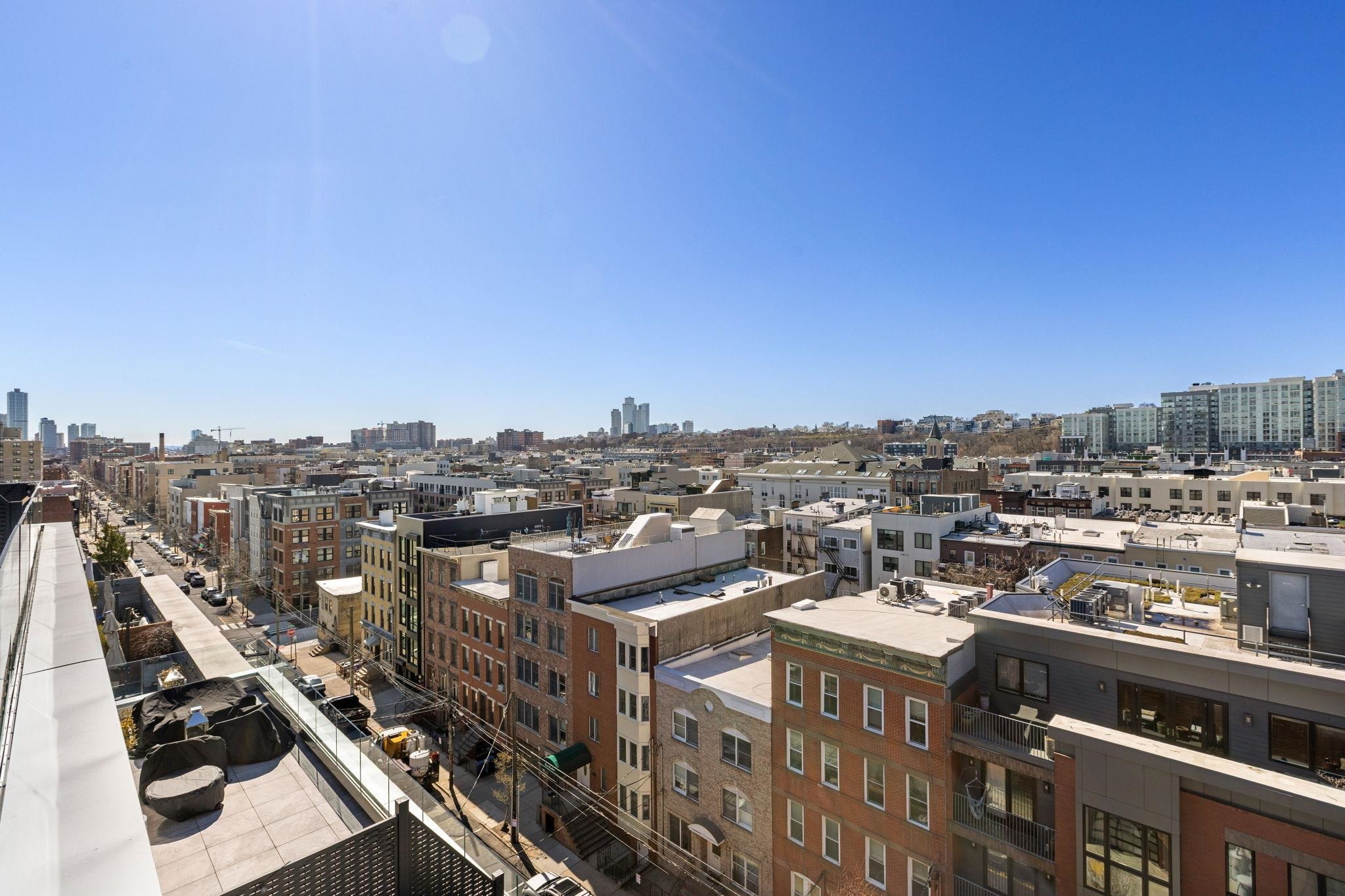 720 CLINTON ST Unit: 409