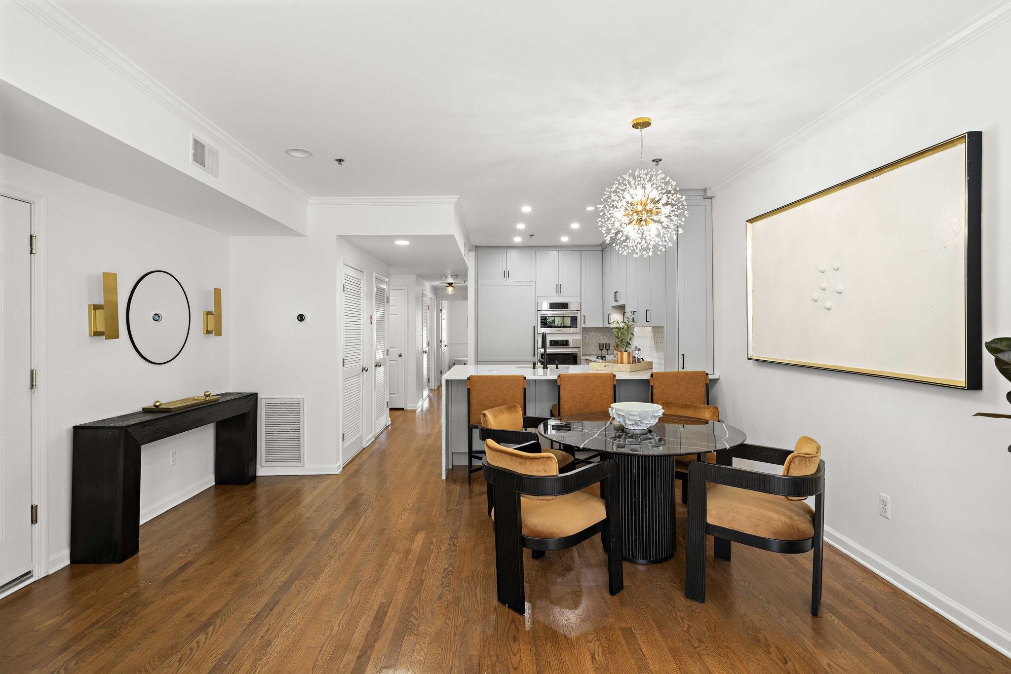 520 PARK AVE Unit: 3