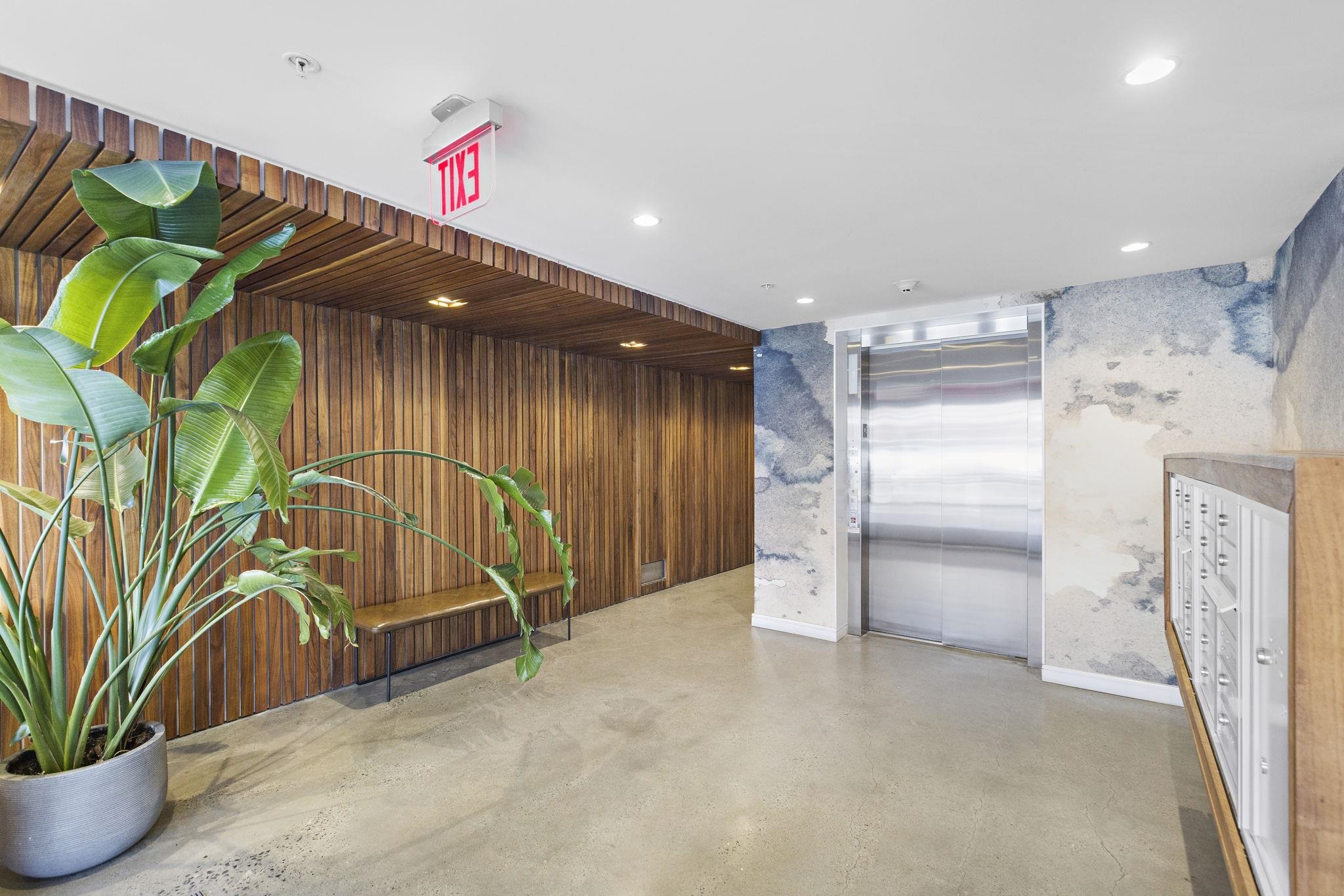 722 JEFFERSON ST Unit: 5C
